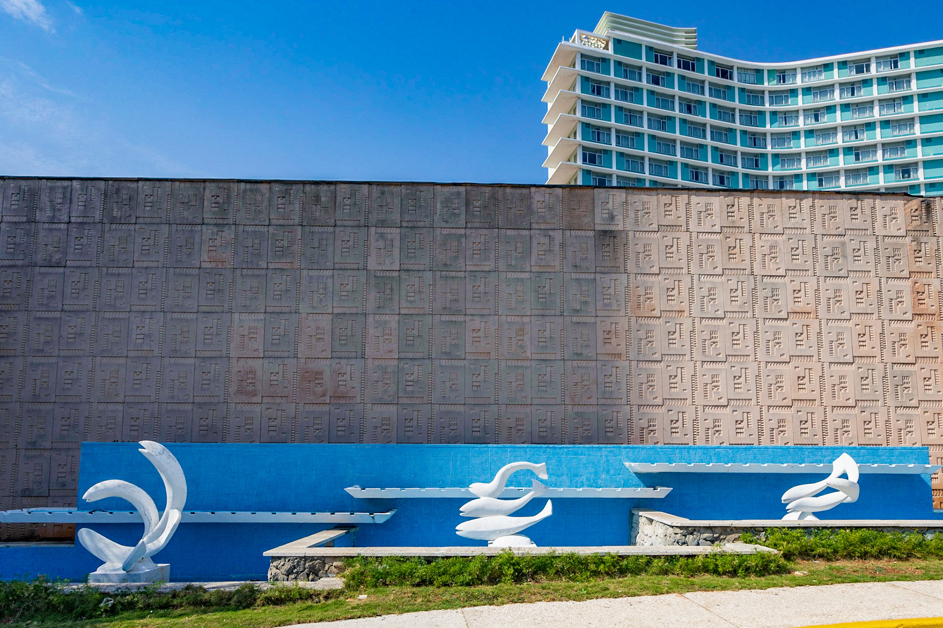 Riviera Hotel