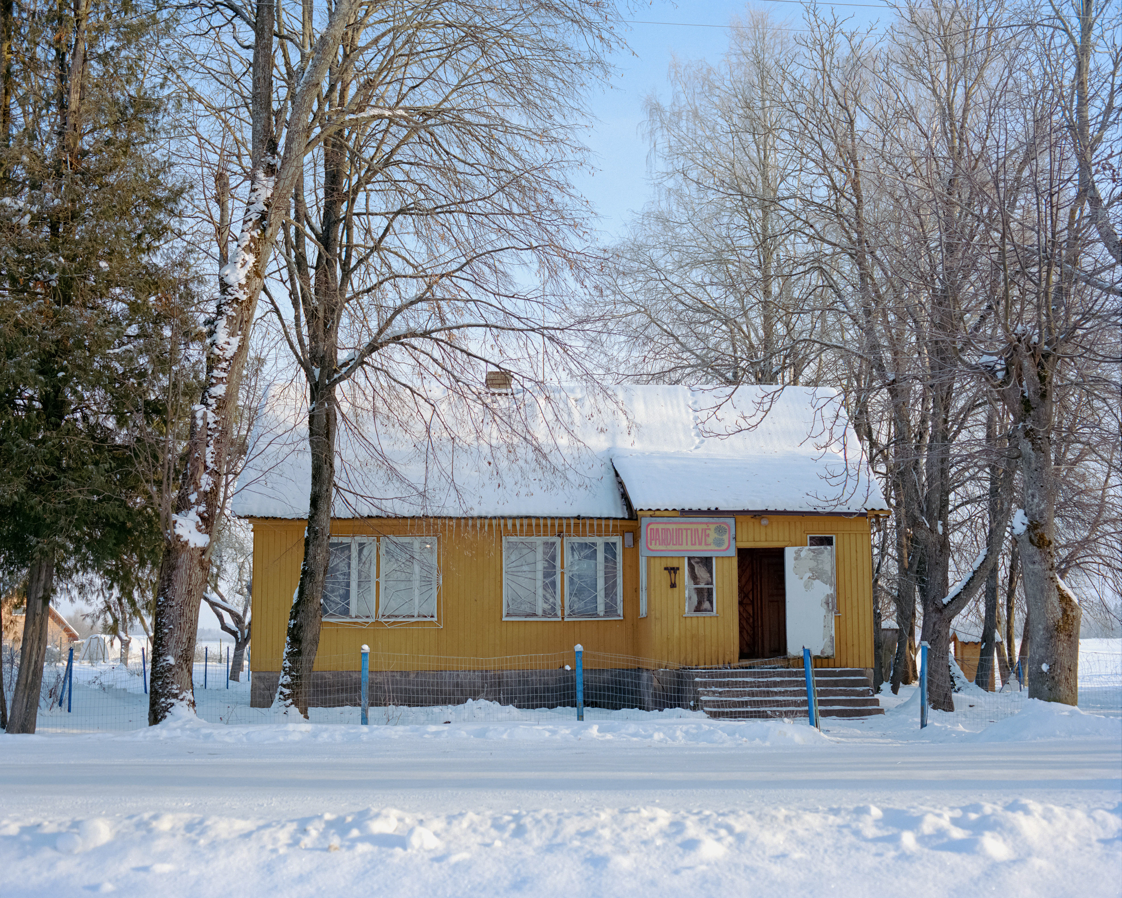 MARGŪNŲ PARDUOTUVĖ 54°53'15.0"N 25°45'27.7"E 2021.01.16 14:04