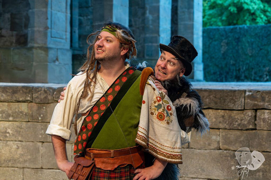 ROBIN HOOD von Michaela Obertscheider Inszeniert von Birgit Franz für die Studiobühne Bayreuth im römischen Theater/Eremitage