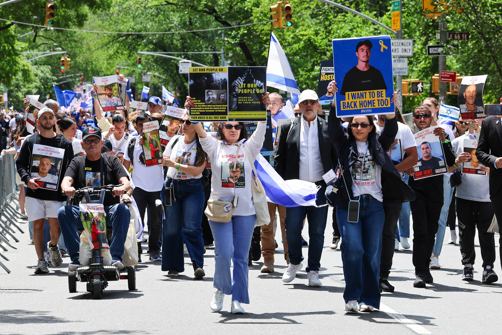 May 18, 2025, 5th Avenue, New York, New York, USA. Thousands of people marched in solidarity with Israel and in support of the remaining 58 hostages. Family members of the hostages were present. Jewish schools, synagogues and Jewish organizations were on floats and in the street. Security was tight. From Holocaust Survivors to hostages and newborn babies, the Israel Day Parade was filled with joy, pride and hope.  Photo Credit: Robyn Stevens Brody/Sipa USA.