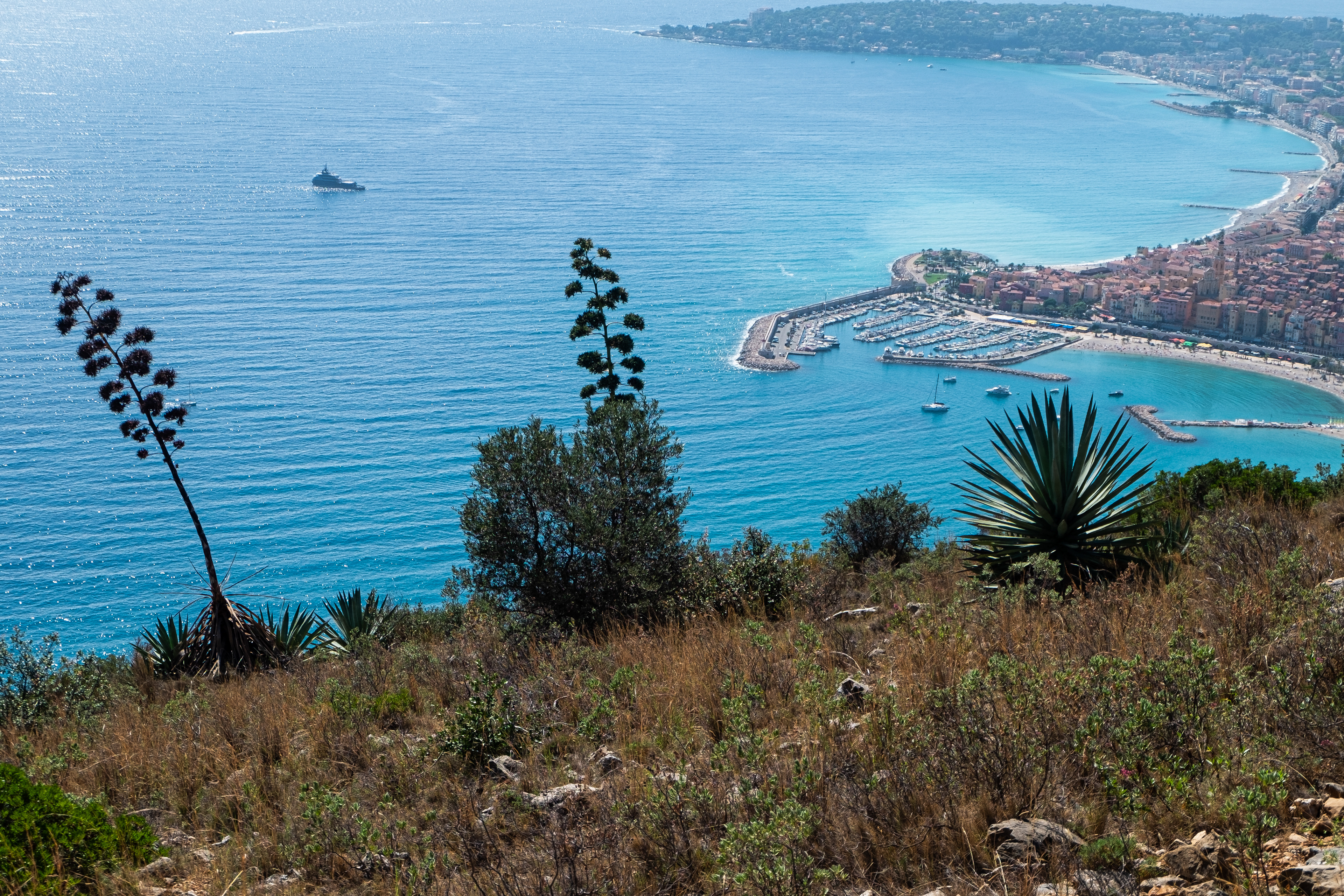 "The death path", a route migrants take to cross Ventimiglia border