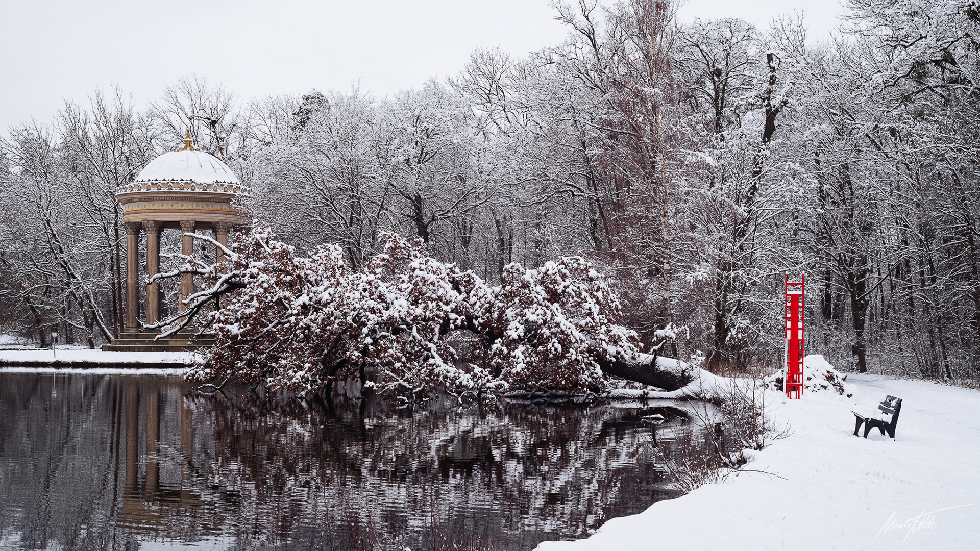 Schneebruch am Monopteros im Nymphenburger Schlosspark - Leica M11P