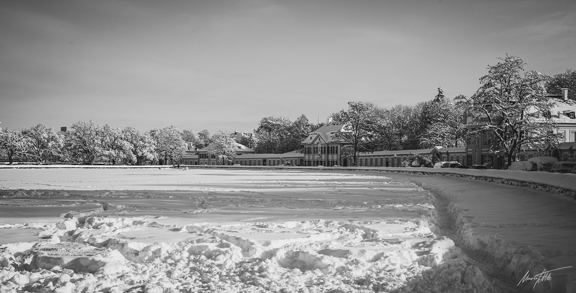 Südliches Schlossrondell - Kamera PIXII A2572+