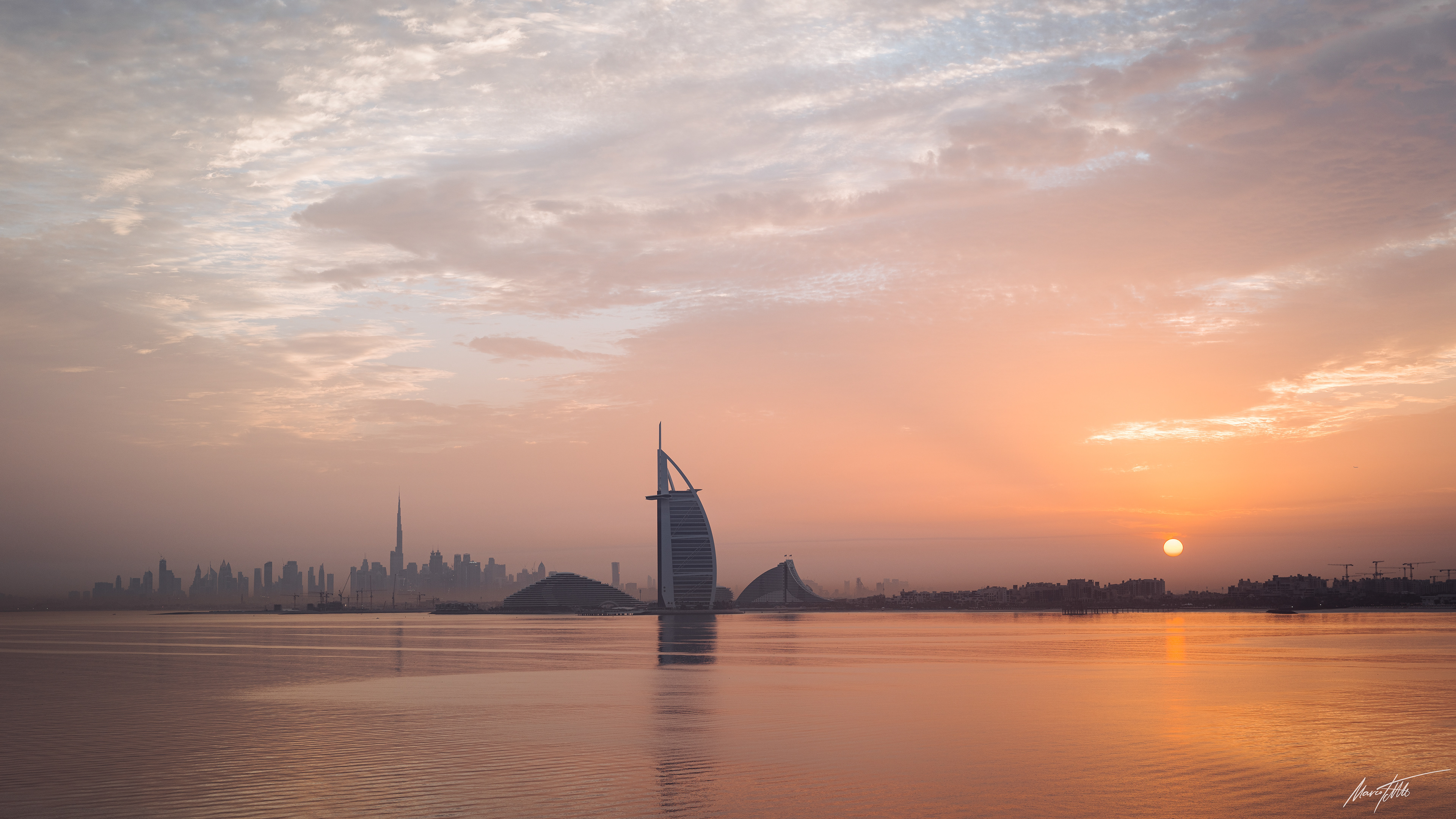 Sonnenaufgang in Dubai - Leica M11-P