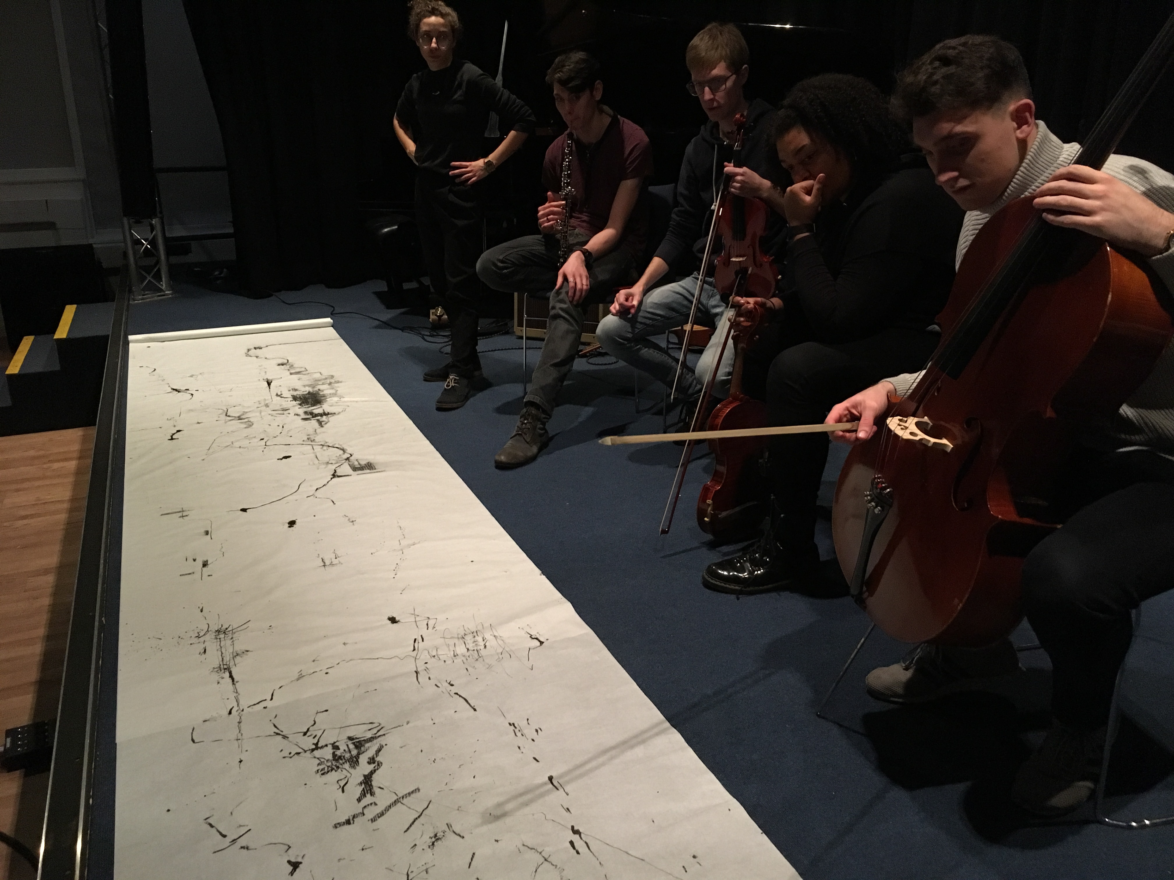 London Project // workshop ed esecuzione spartito grafico dall'ensemble Scorched Earth alla Middlesex London University of Music // tecnica mista su carta modello // 900 x 100 cm // 2019