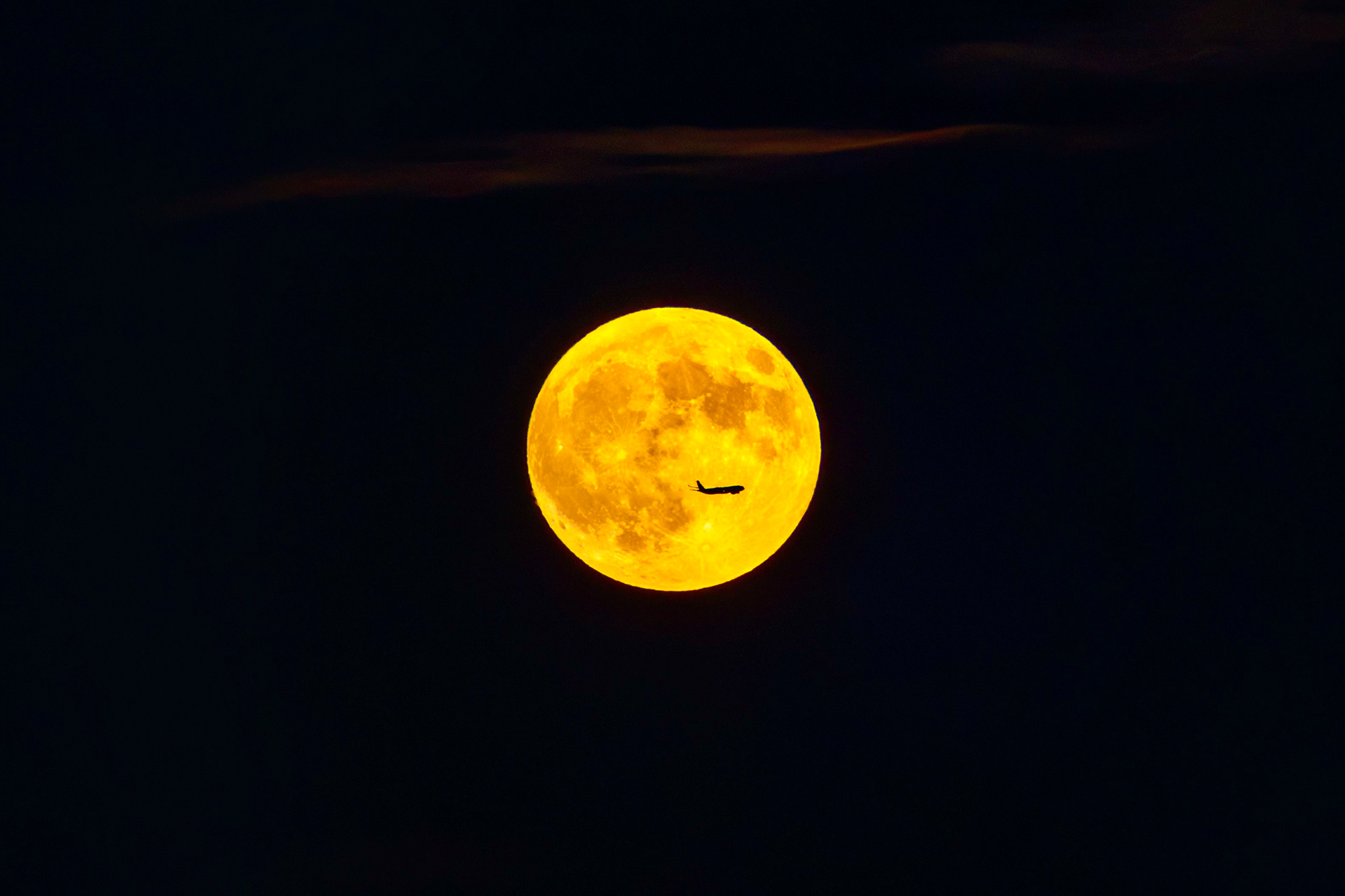 Night Flight, Long Island