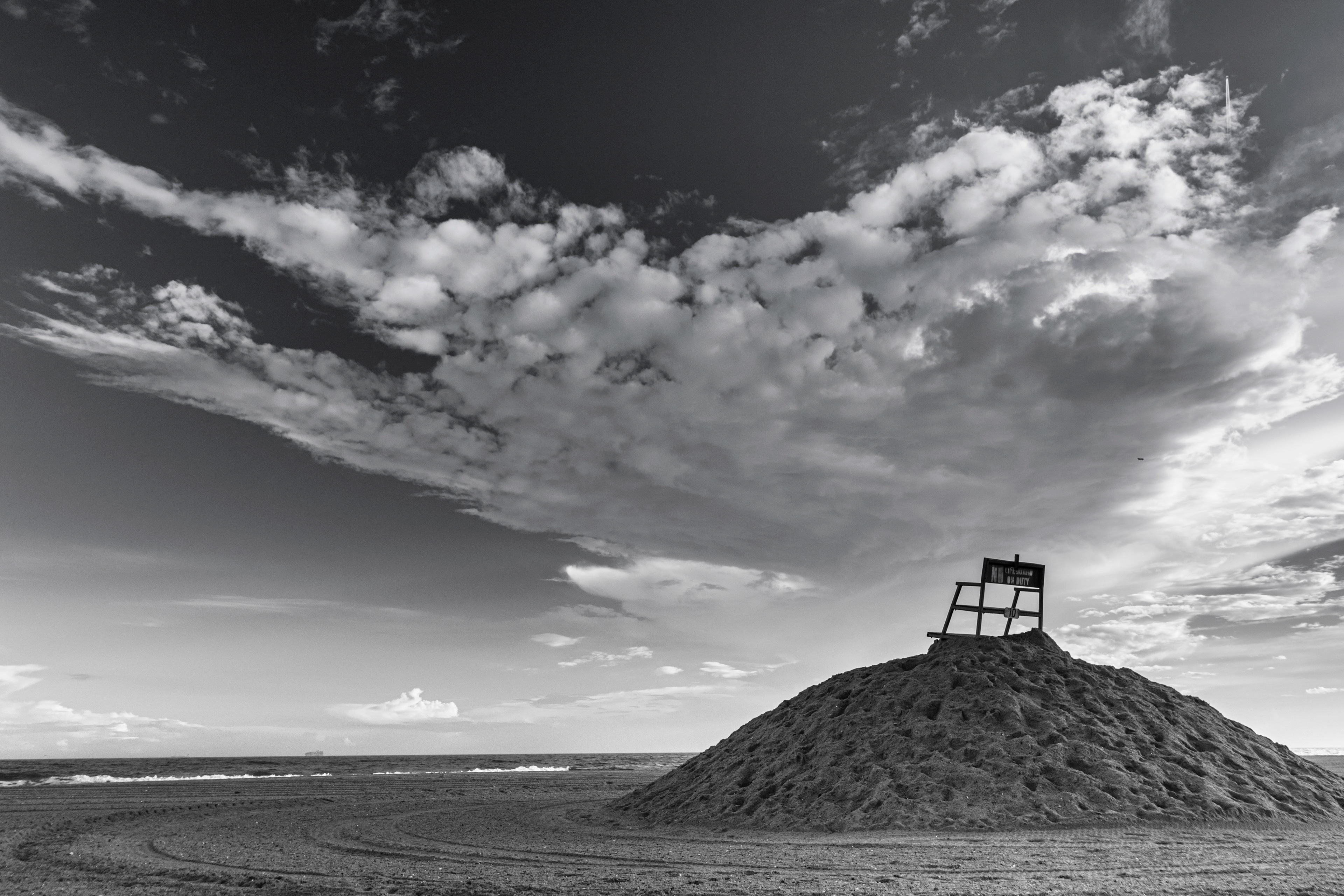 Big Sky, Long Beach NY
