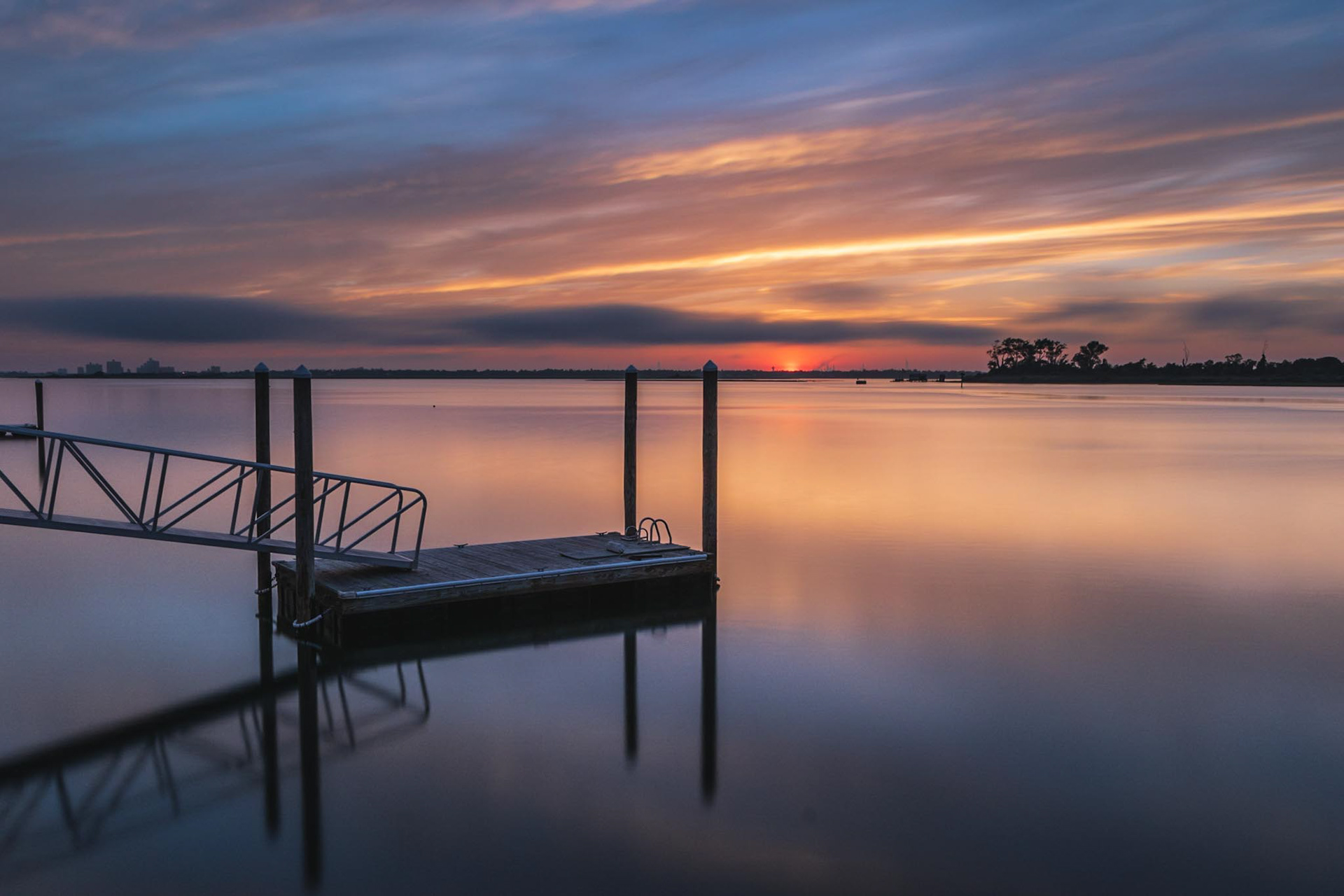 Unexpected Luminosity, Magnolia Pier