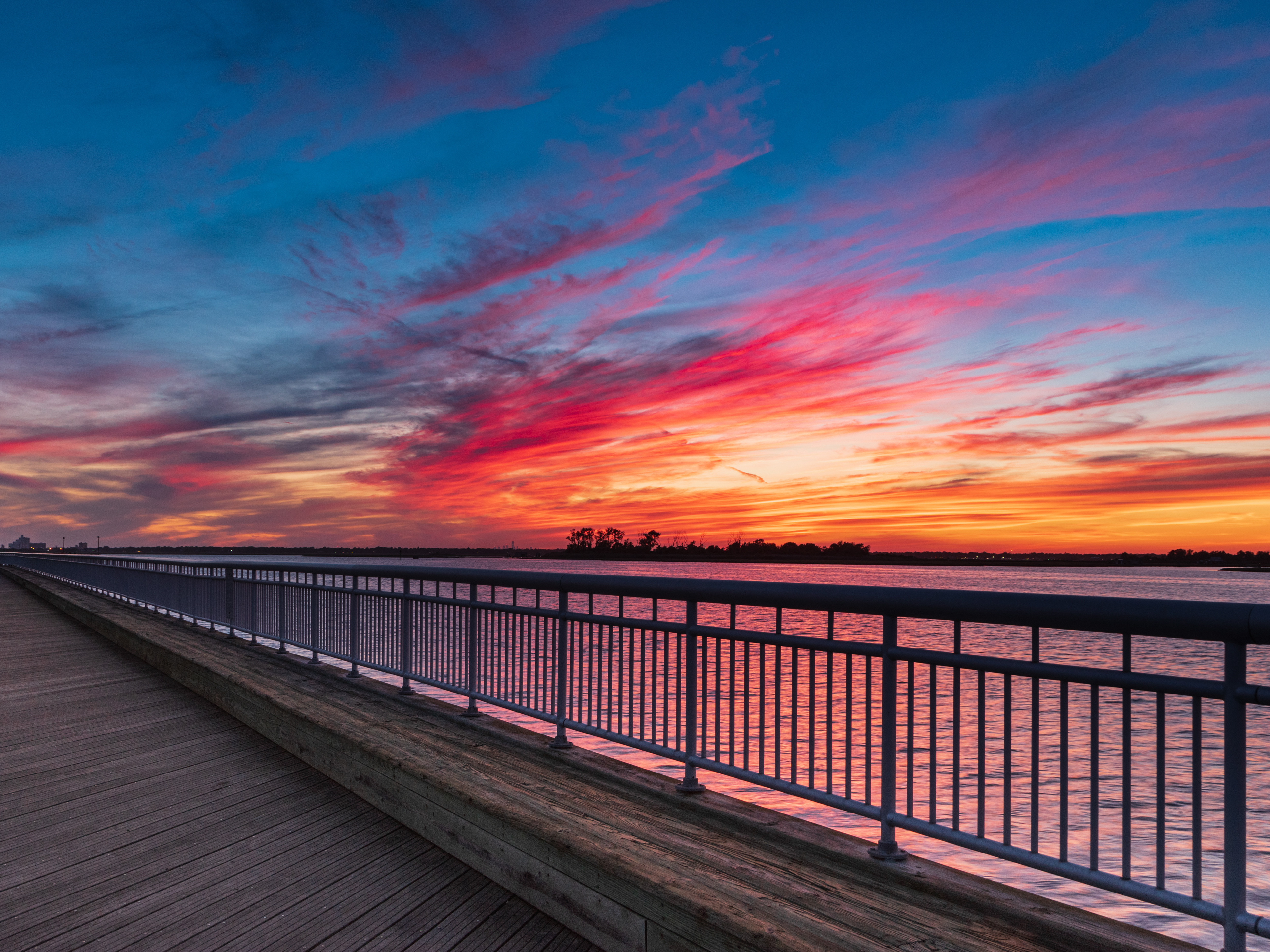 Helen's Fire, Magnolia Pier