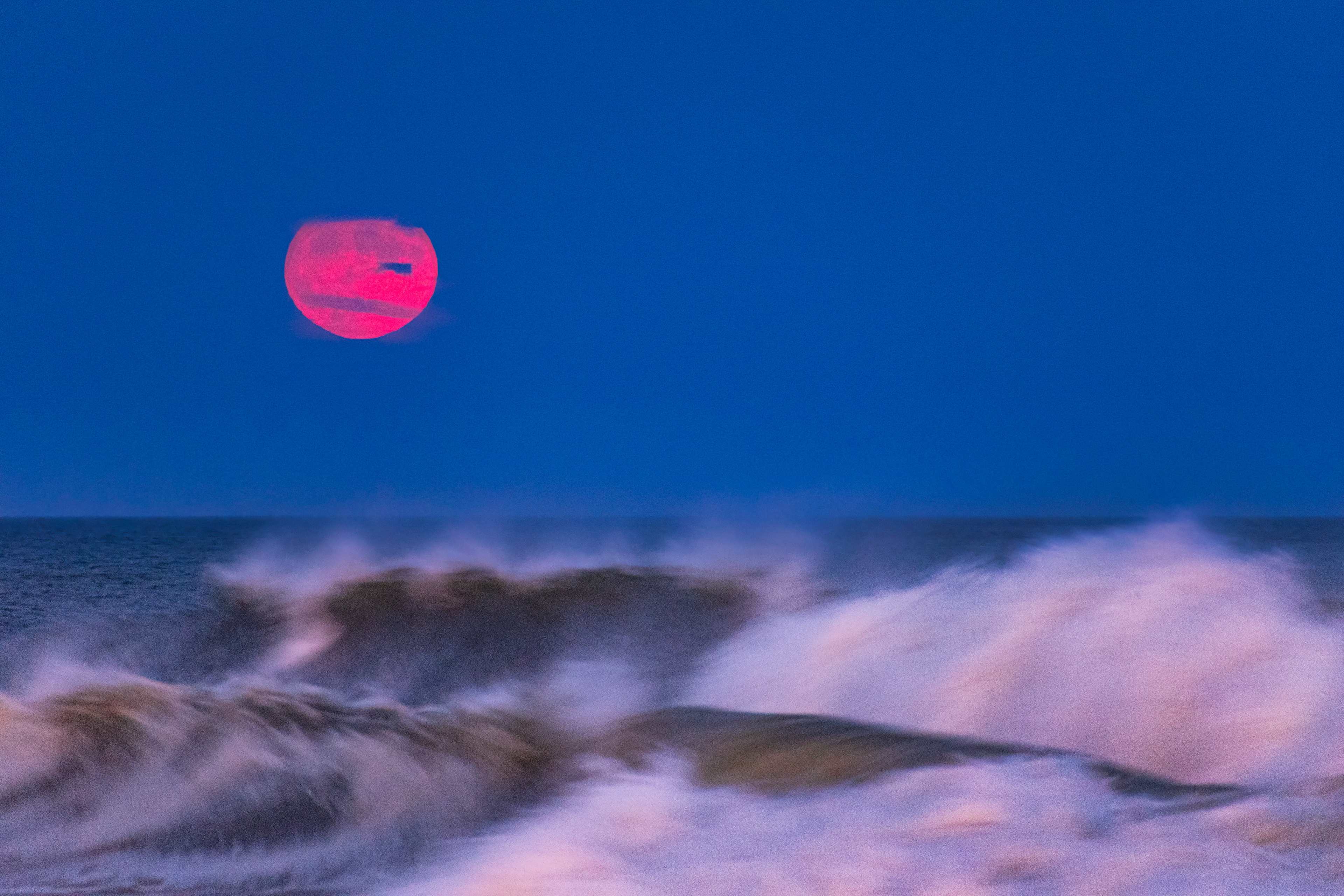 Blue Moon Rising, Long Beach NY