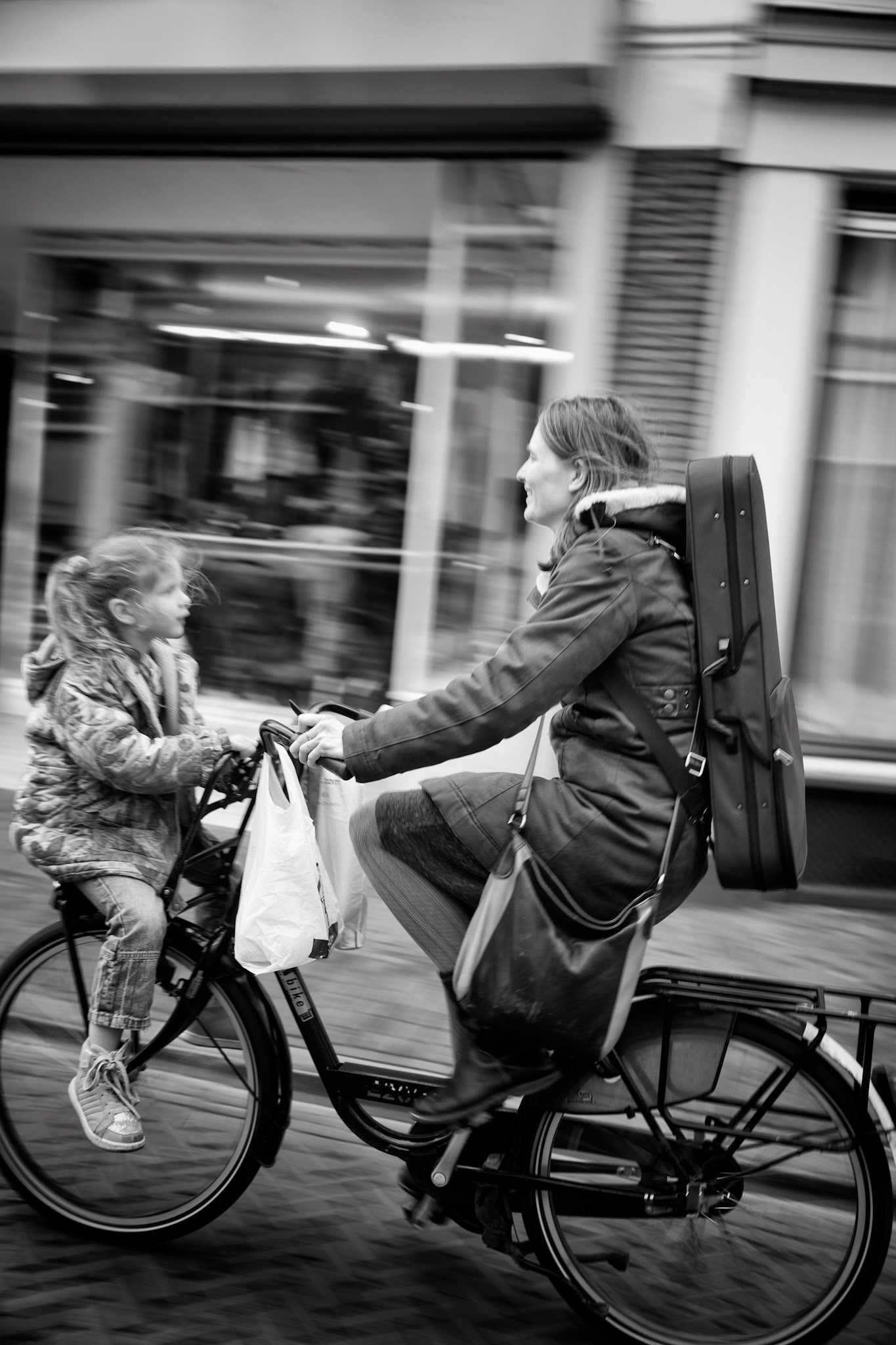 Bicycle country. a little blurry but again a wonderful new seating arrangement on a bicycle.