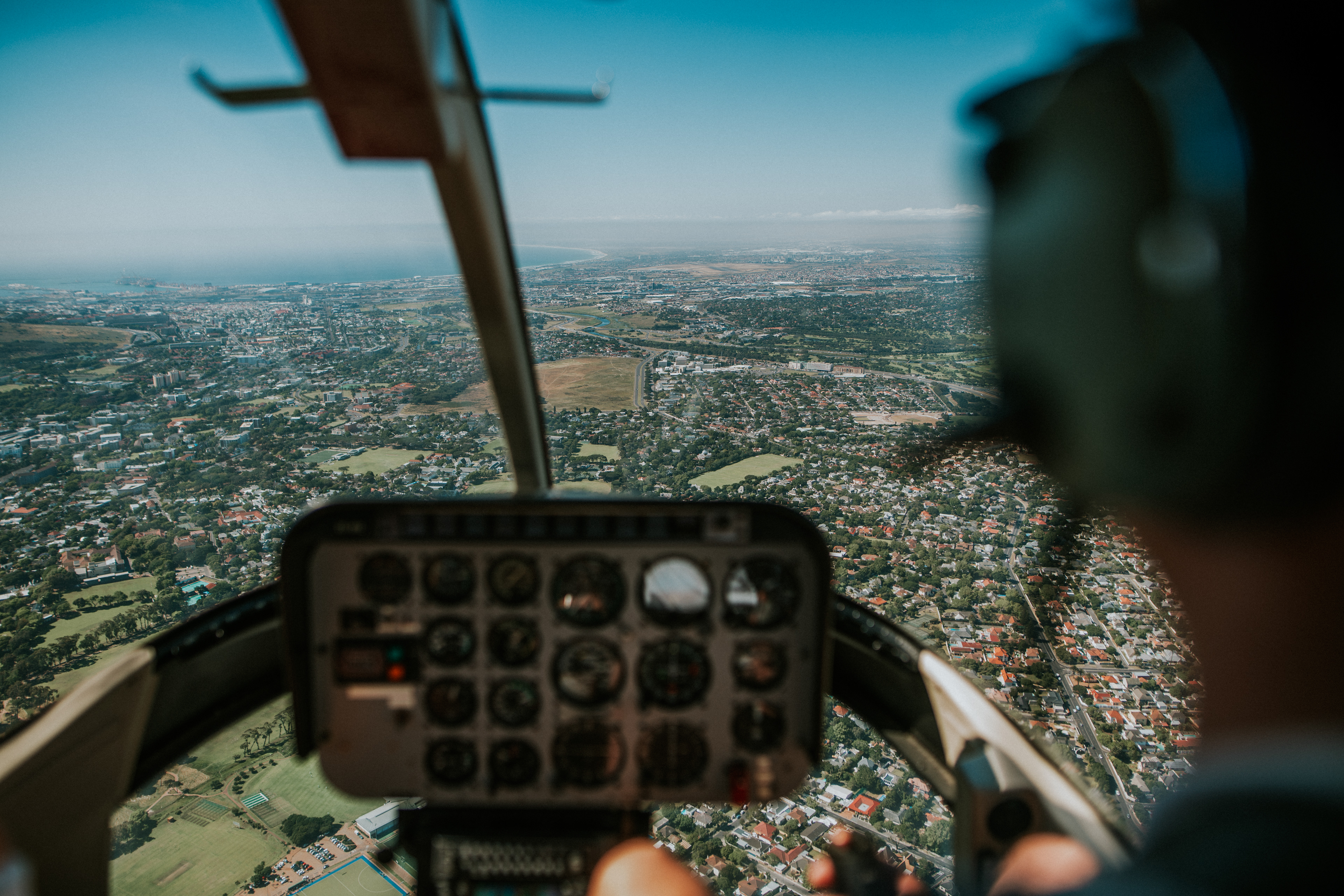 Sport Helicopters bietet exklusive Helikopter-Touren entlang der Kap-Halbinsel.