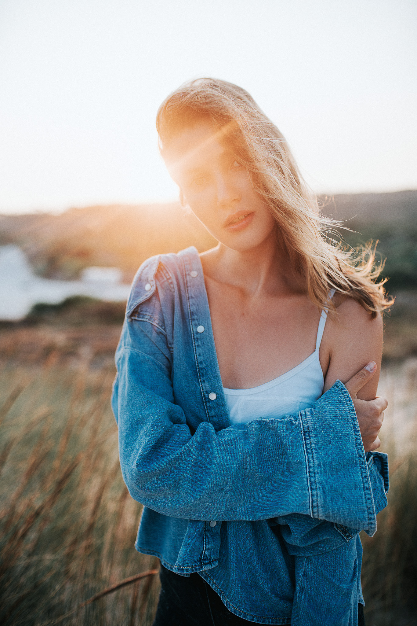 Elegantes Beach-Shooting mit Model Helena, fotografiert von Marc Schiele.