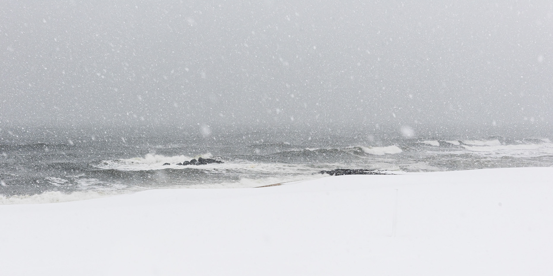 Snowy Long Branch Beach (DSC_5459)