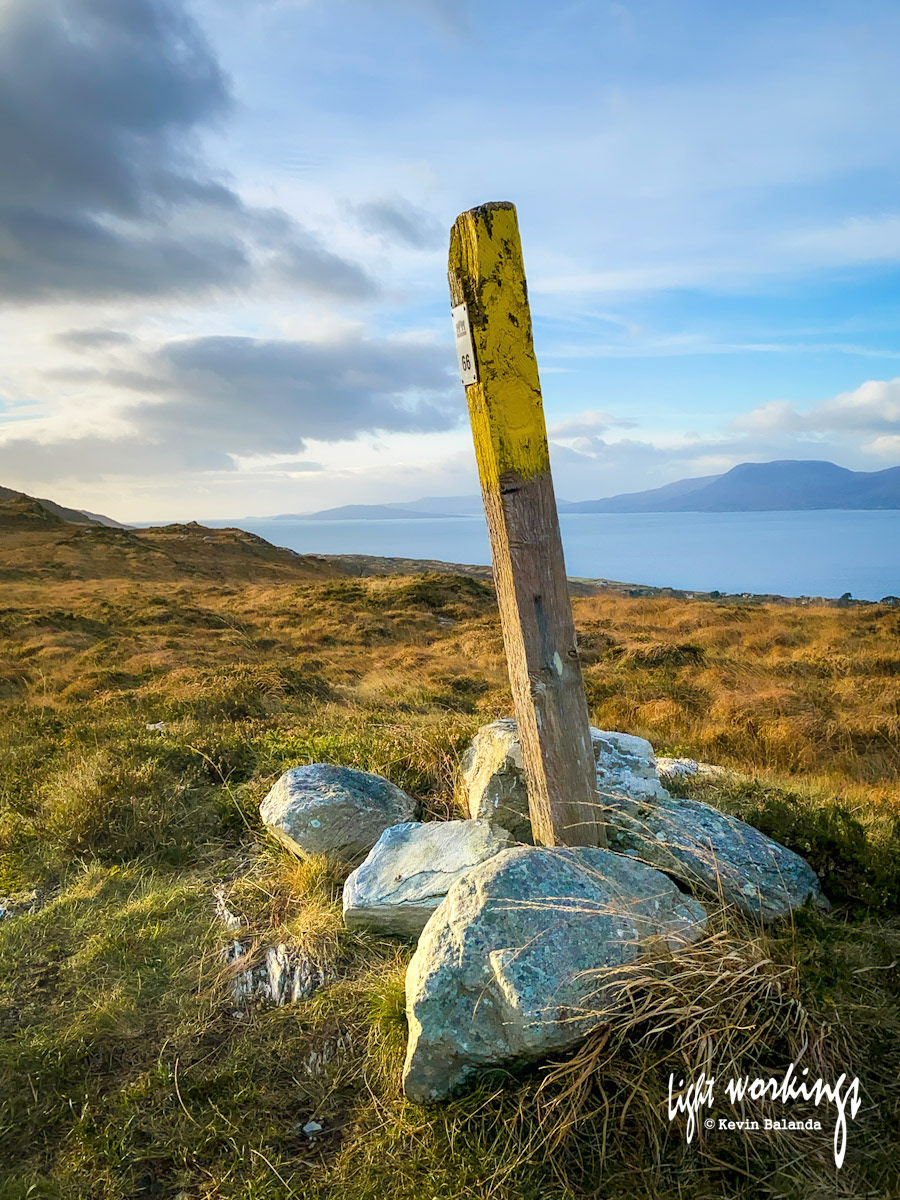 Guide Post 66 om Seefin Walking Track, Sheep’s Head Peninsula, West Cork