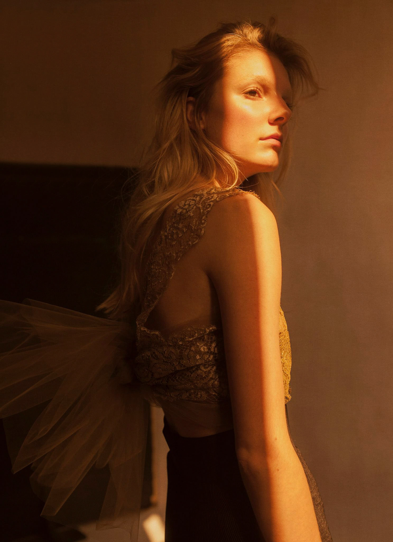 Photographer: Dariane Sanche / Model: Amélie Tremblay