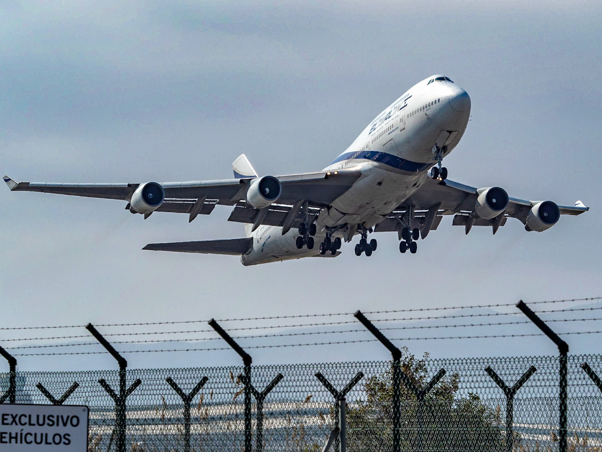 Departures from BCN