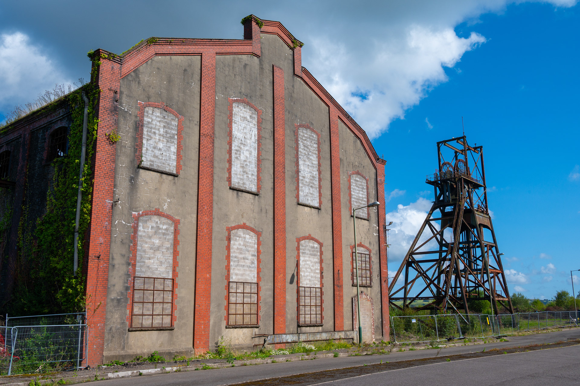 The now derelict pithead gear and winding house at Penallta Colliery, Ystrad Mynach.