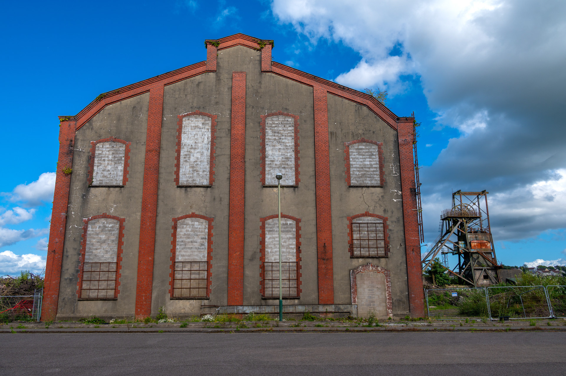 The now derelict pithead gear and winding house at Penallta Colliery, Ystrad Mynach.