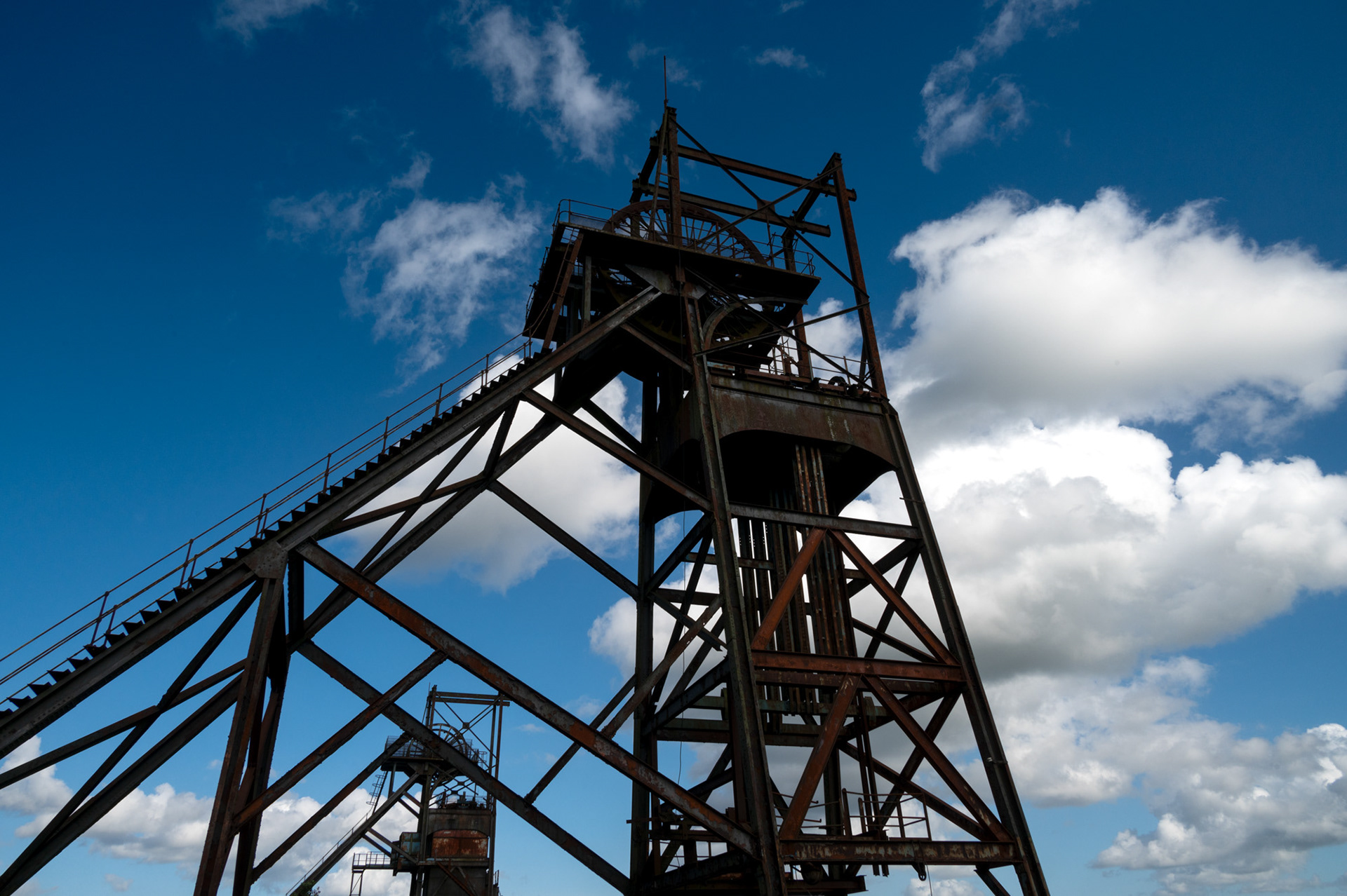 The now derelict pithead gear and winding house at Penallta Colliery, Ystrad Mynach.