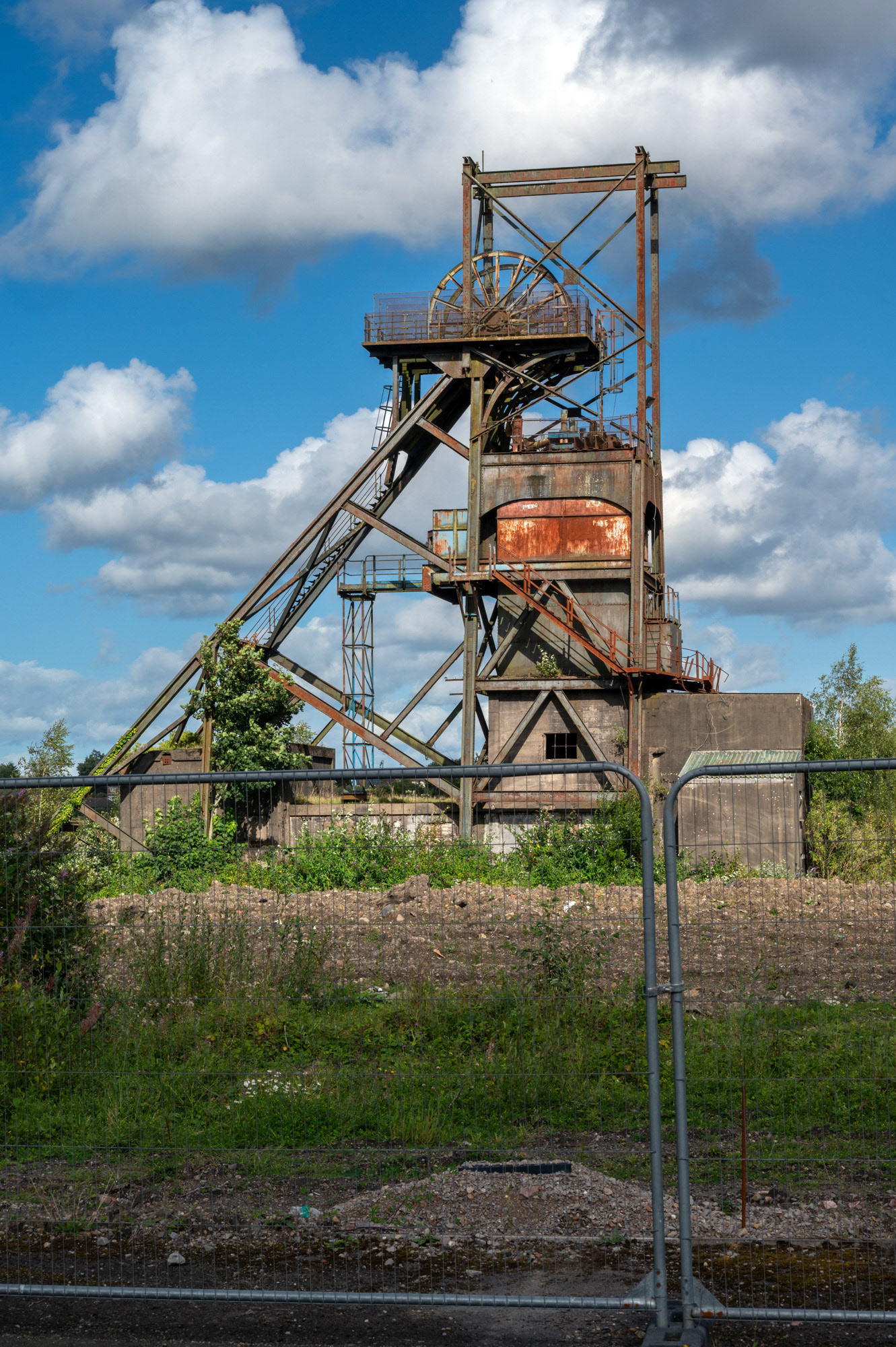 The now derelict pithead gear and winding house at Penallta Colliery, Ystrad Mynach.