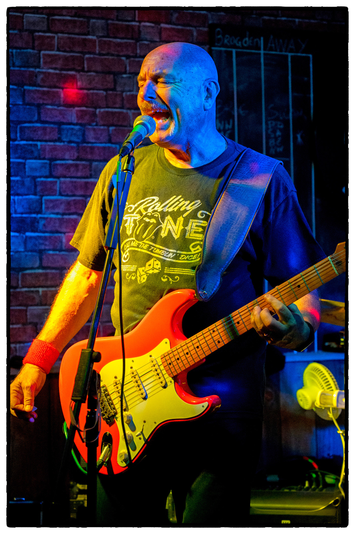 Rock, blues and soul band Tres Hombres perform at The New Brogden Public House, Porthcawl, 9/11/19