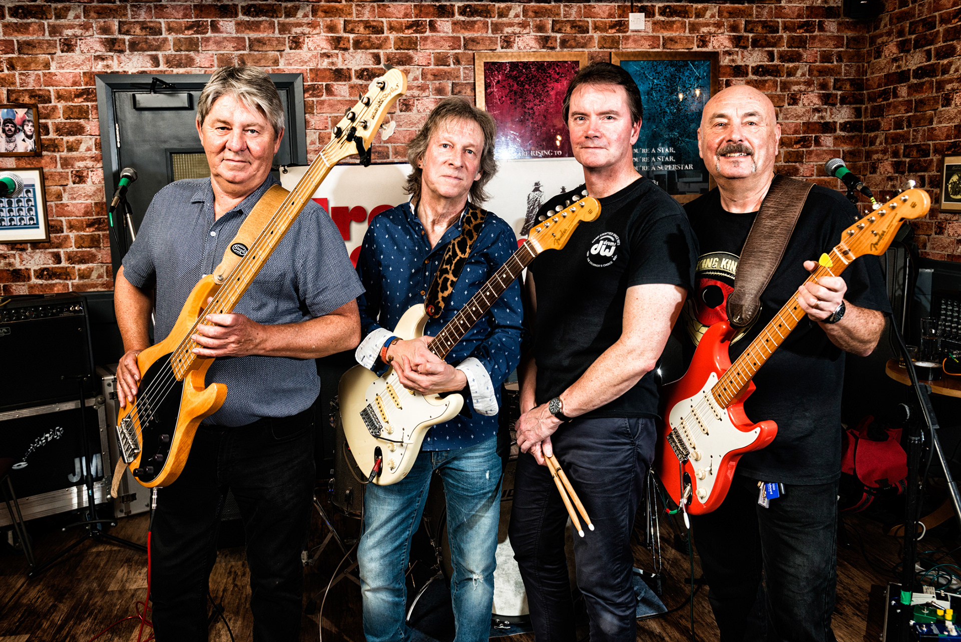 Tres Hombres perform at The Albion, Penarth, 15/12/17. Band Members include Andy Berry, John Morris, Robert Bennett and Wayne Evans.