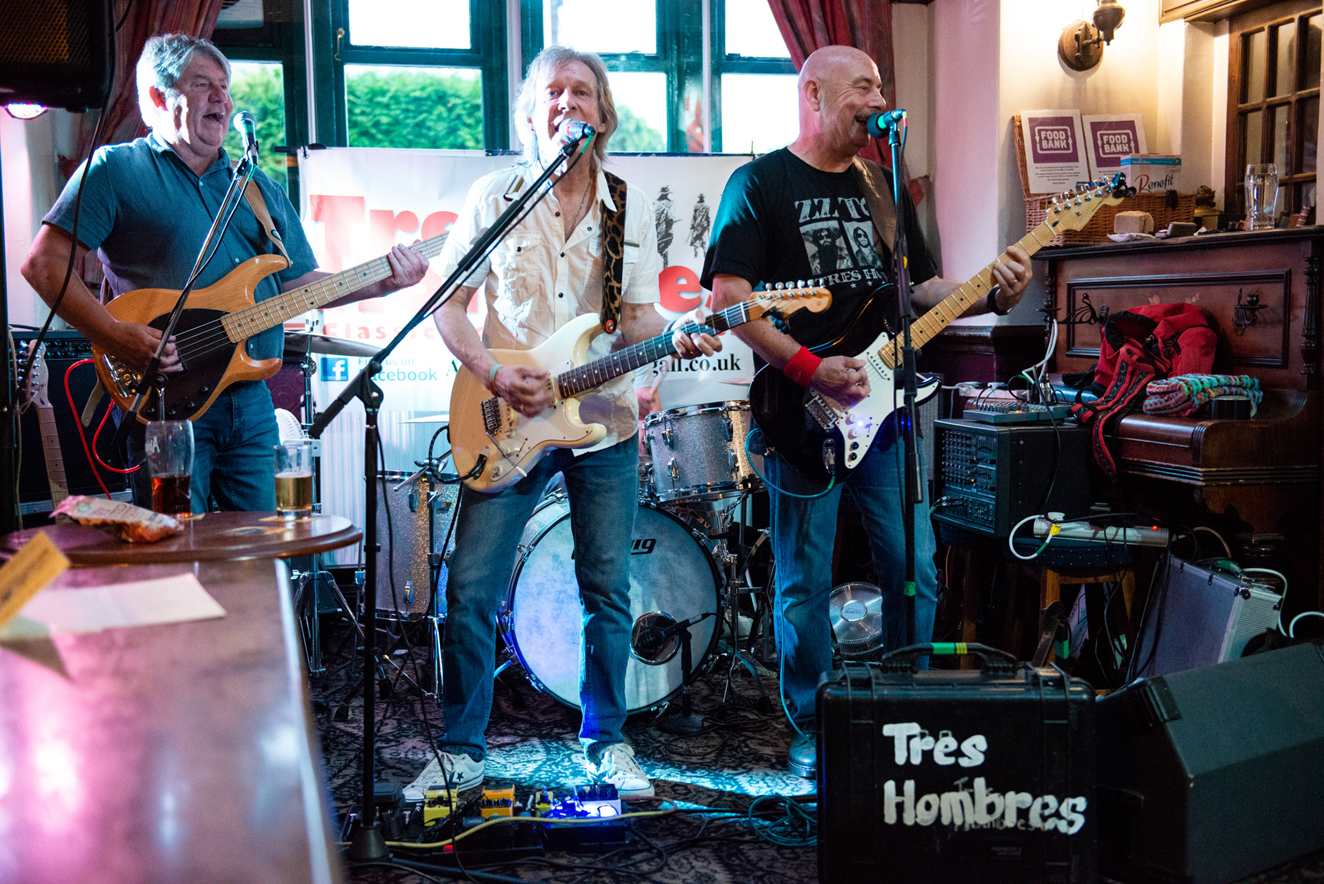 South Wales Rock, Rhythm And Blues band Tres Hombres play at The Butchers in Rhiwbina.