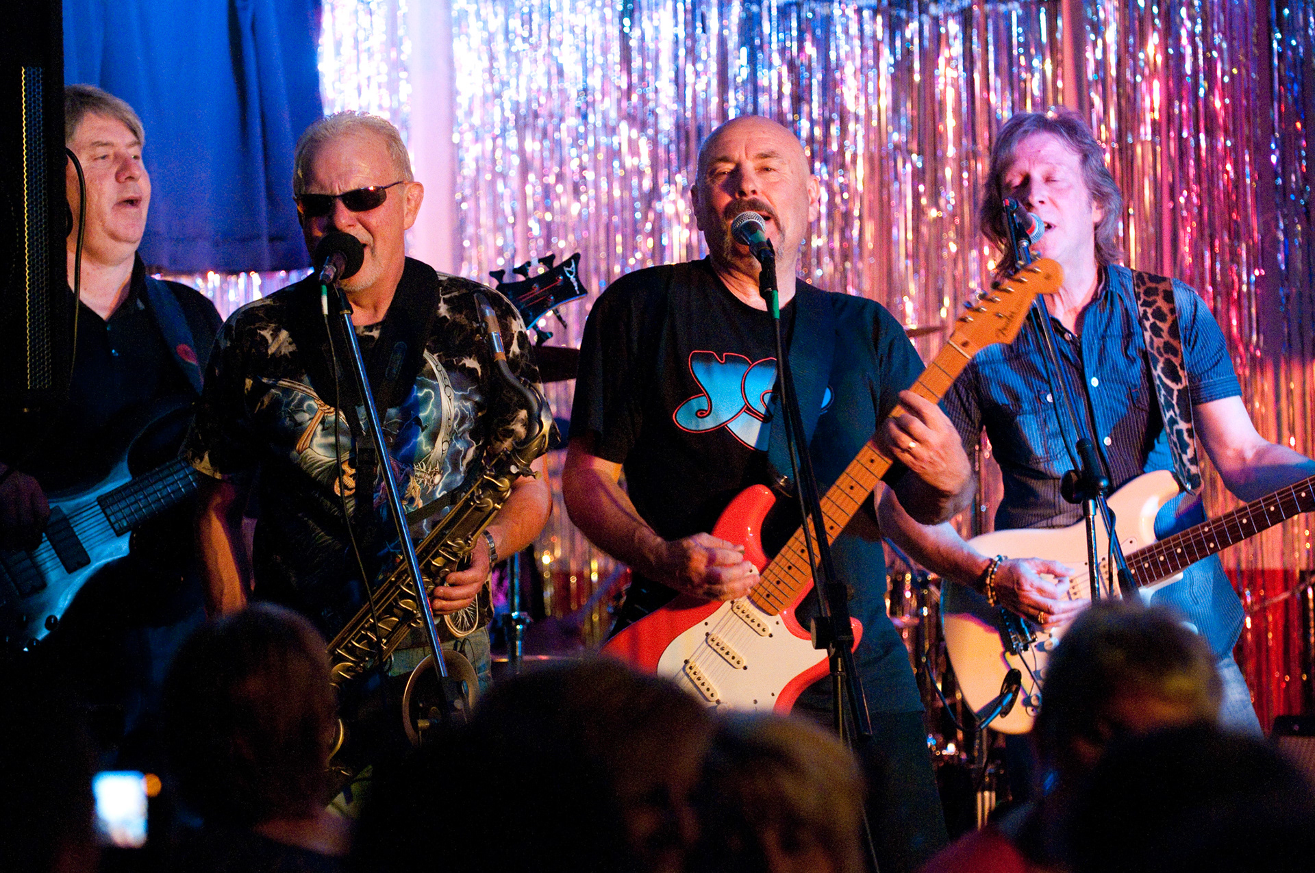 Tres Hombres perform at The Borough Blues Club, New Inn, Saturday 1/6/13.