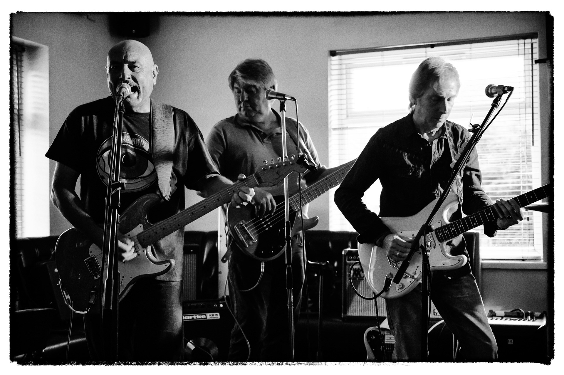 Rock, Soul and Blues Band Tres Hombres perform at The Exchange public house, Risca, 22/6/19.