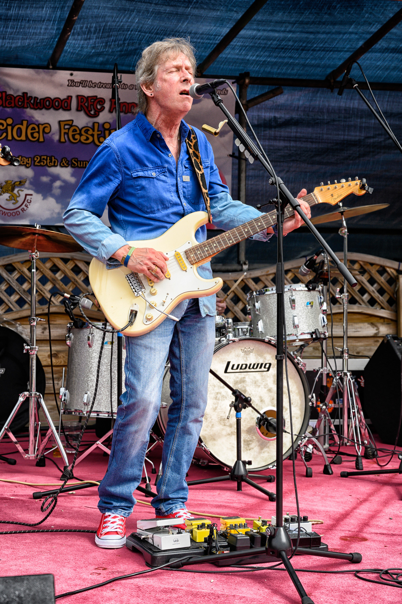 Tres Hombres at The Blackwood Rugby Club Cider Festival 2019.