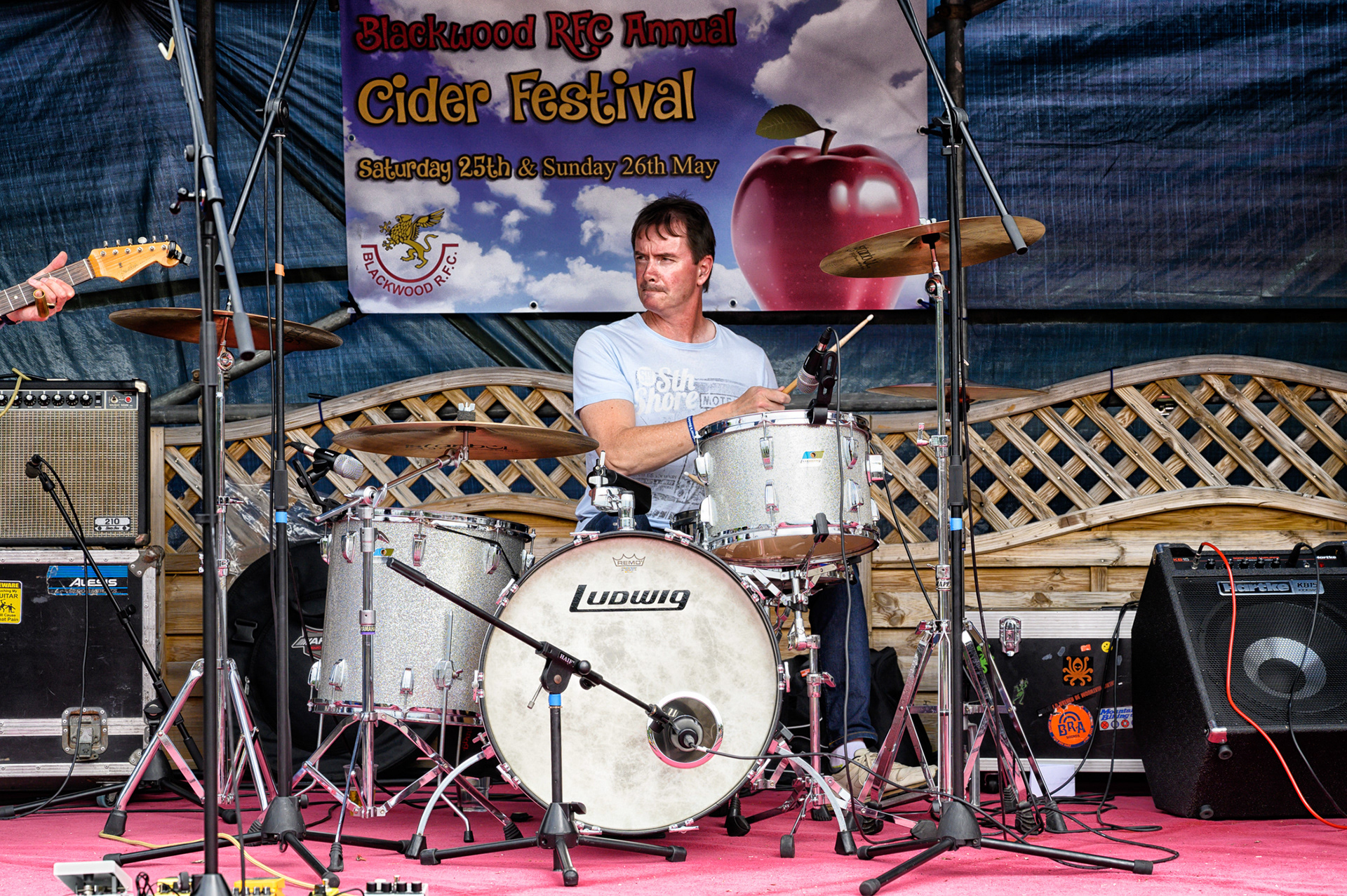 Tres Hombres at The Blackwood Rugby Club Cider Festival 2019.