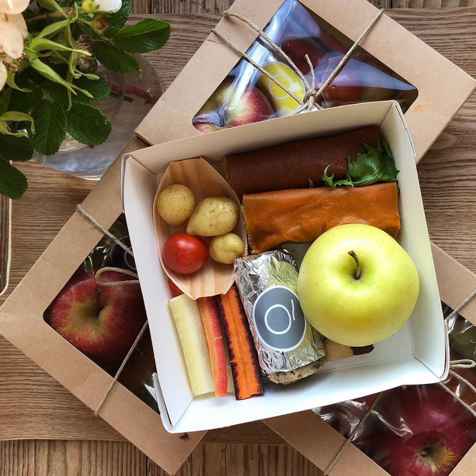 Extra: order pack lunches, picnics Extra: commande de paniers repas, pique-niques