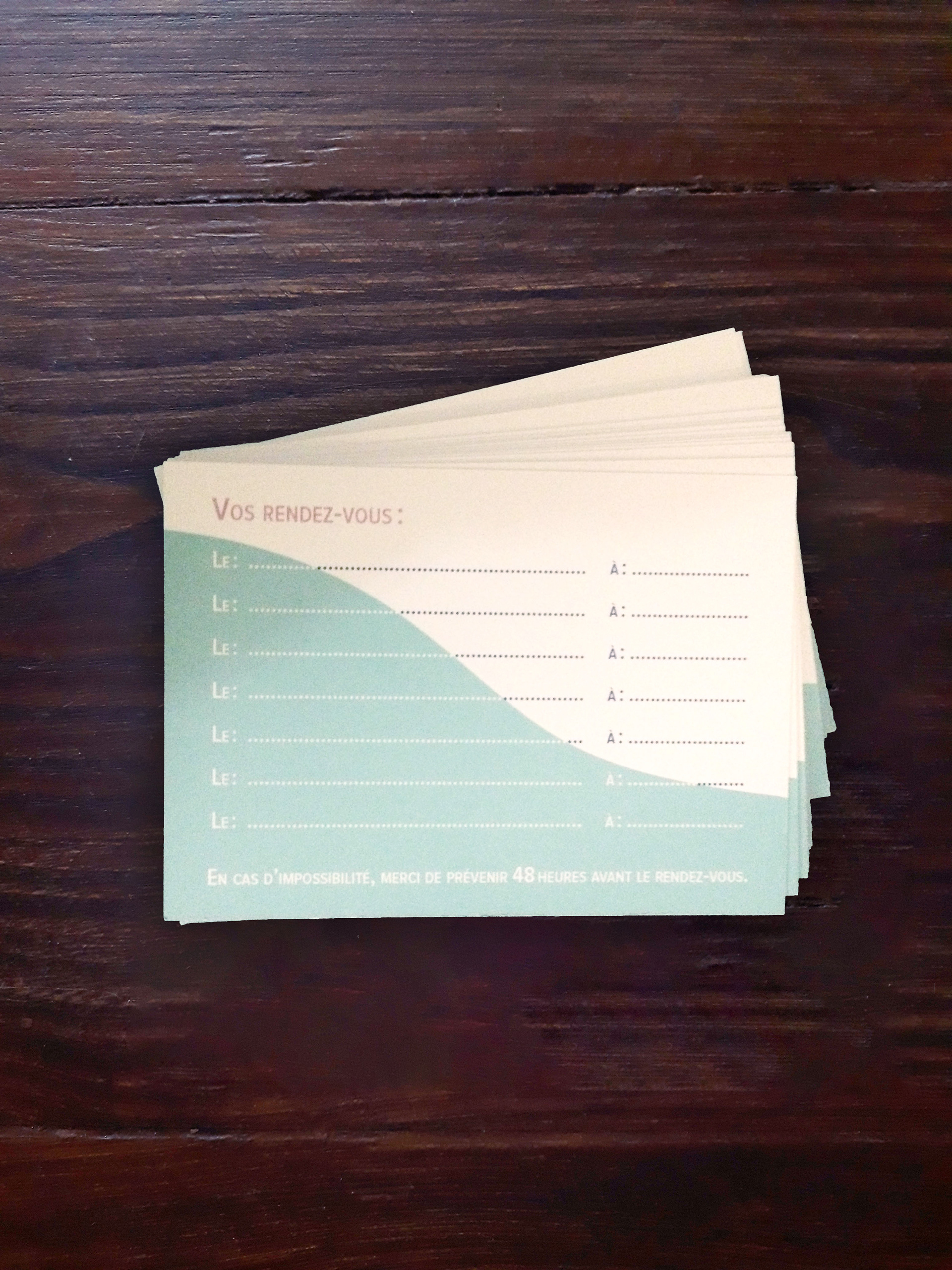 Cartes de rendez-vous imprimées.