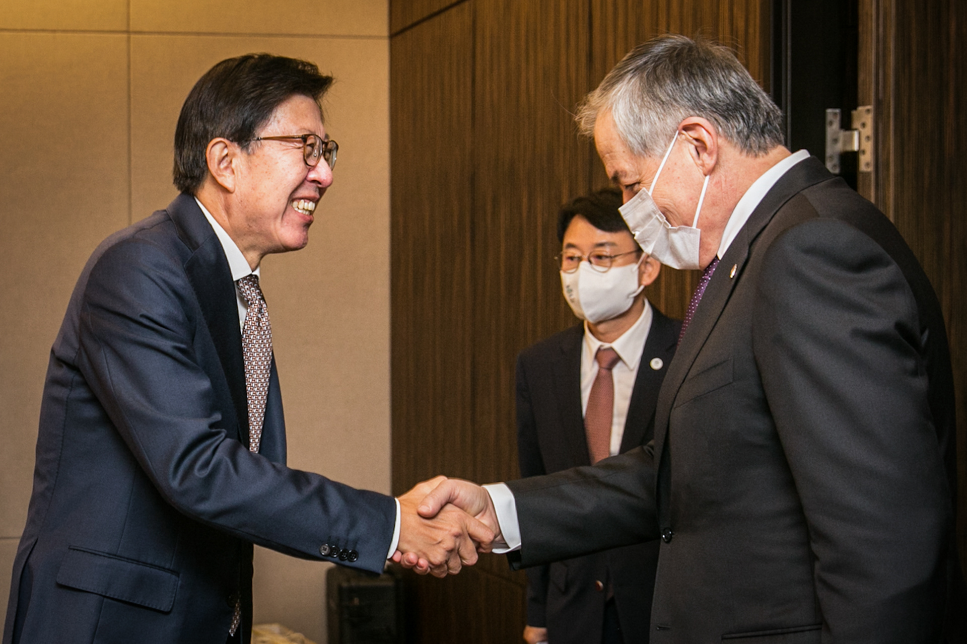 부산시-외교부 서명식