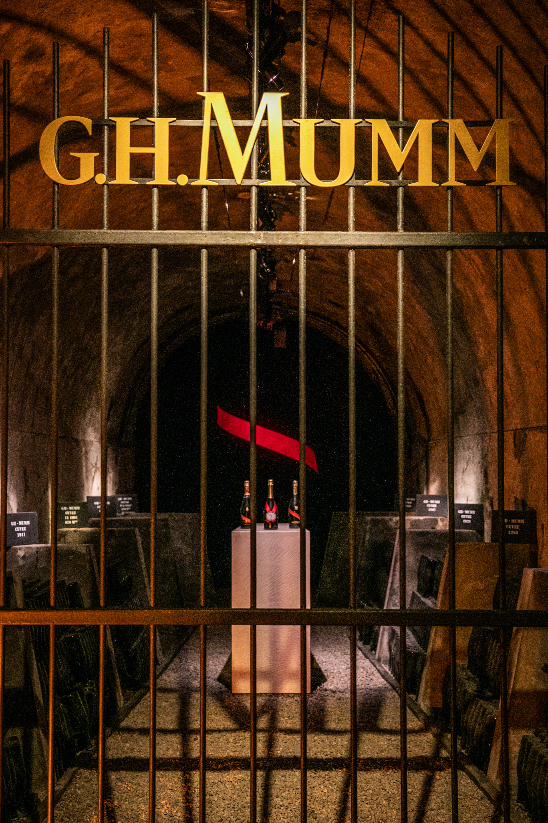 MUMM