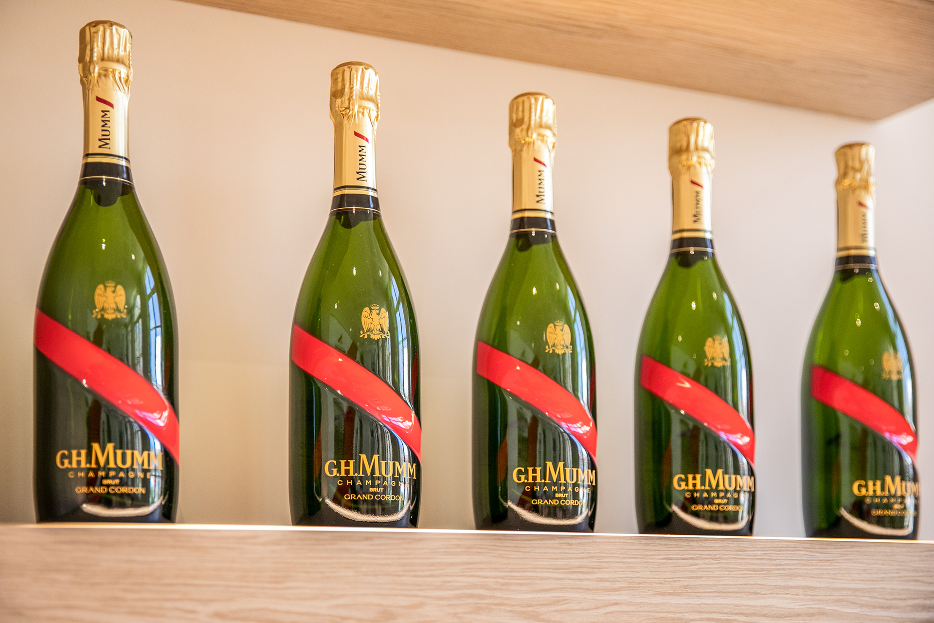 MUMM