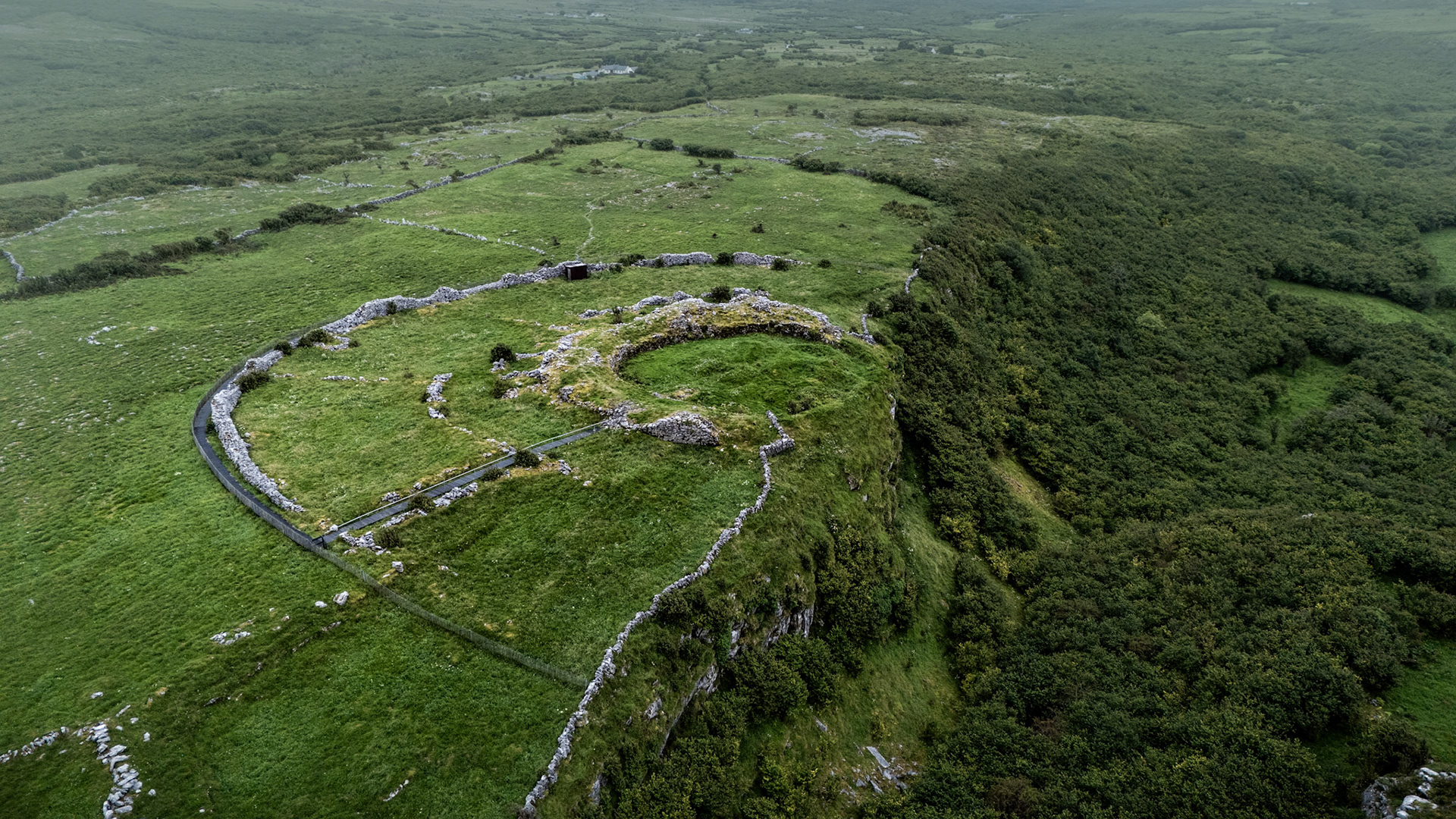Cathair Chomáin | Tullycommon, Co. Clare