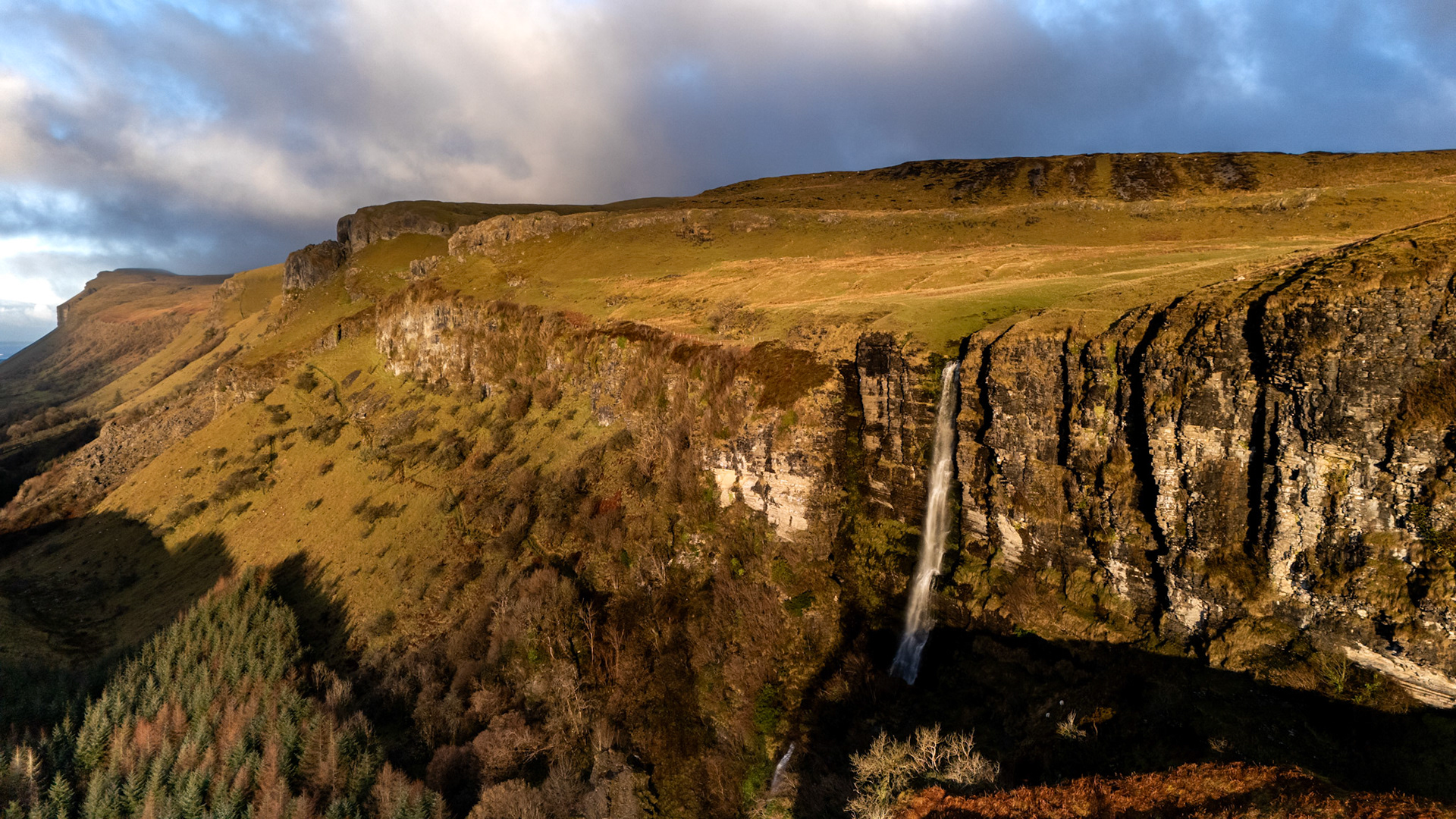 Devil's Chimney | Co. Leitrim