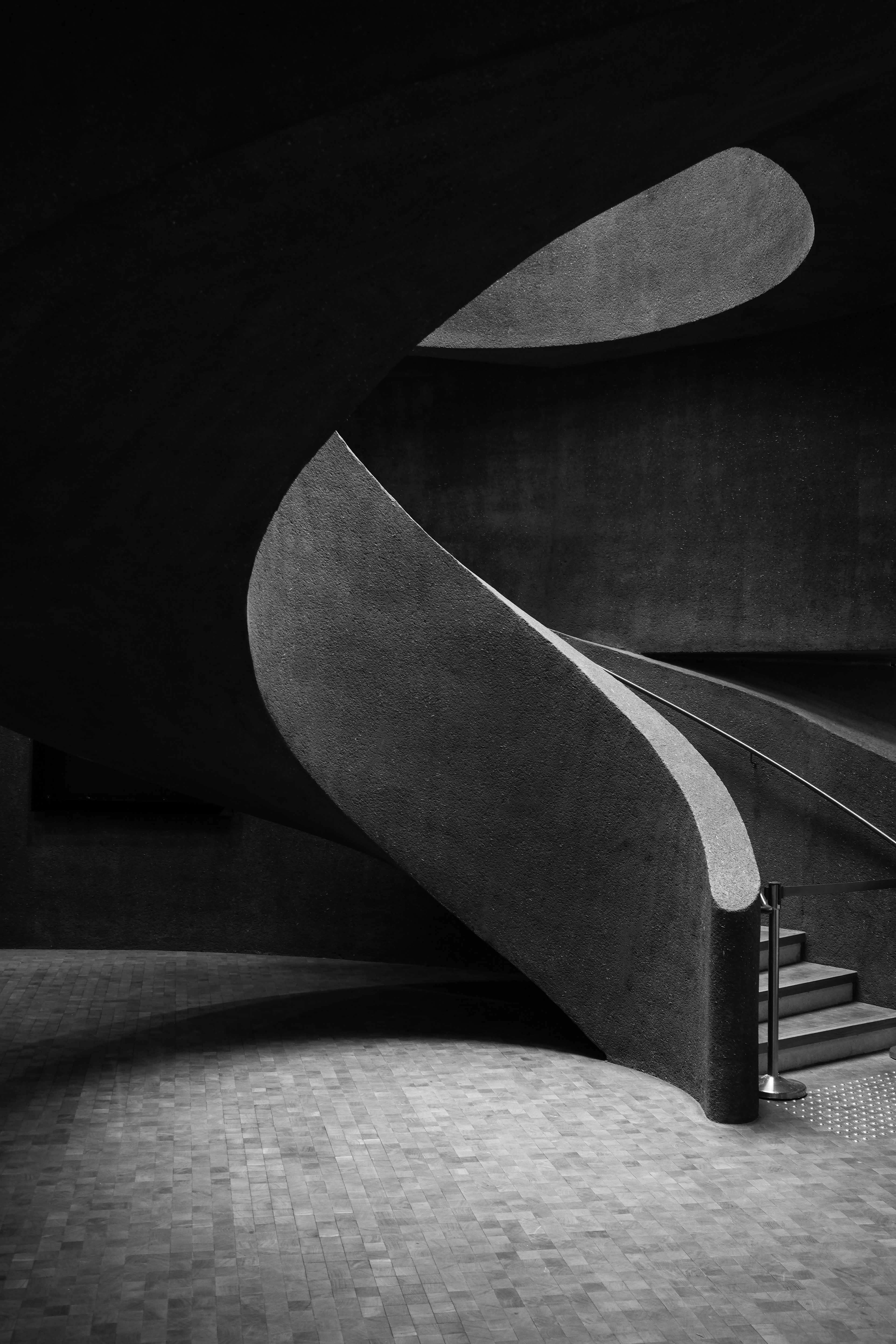 Monolithic Vortex