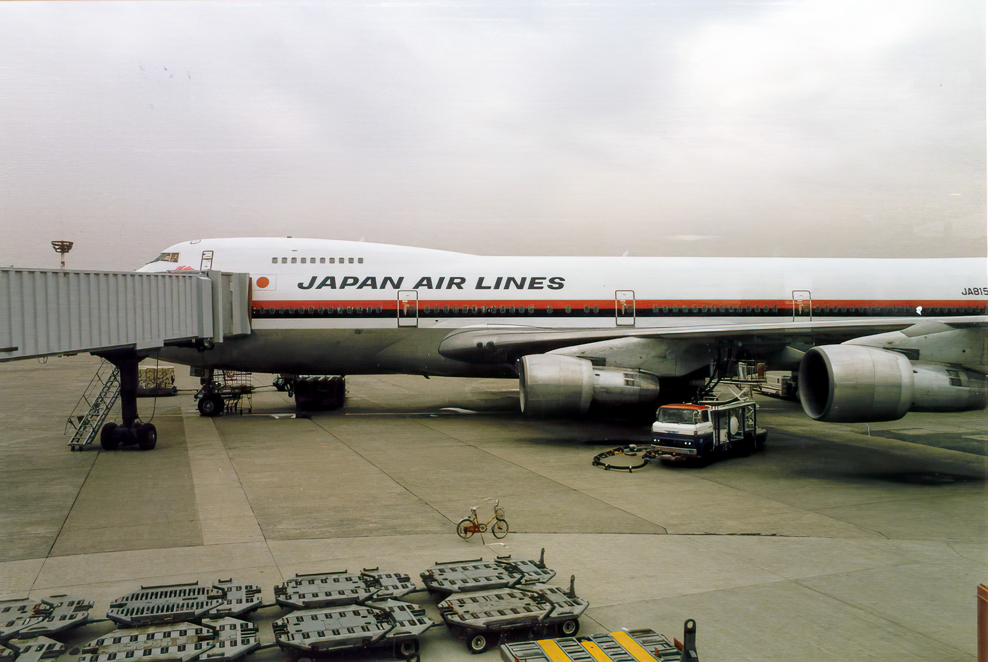 Flugroute: Züich | Amsterdam | Anchorage | Tokyo