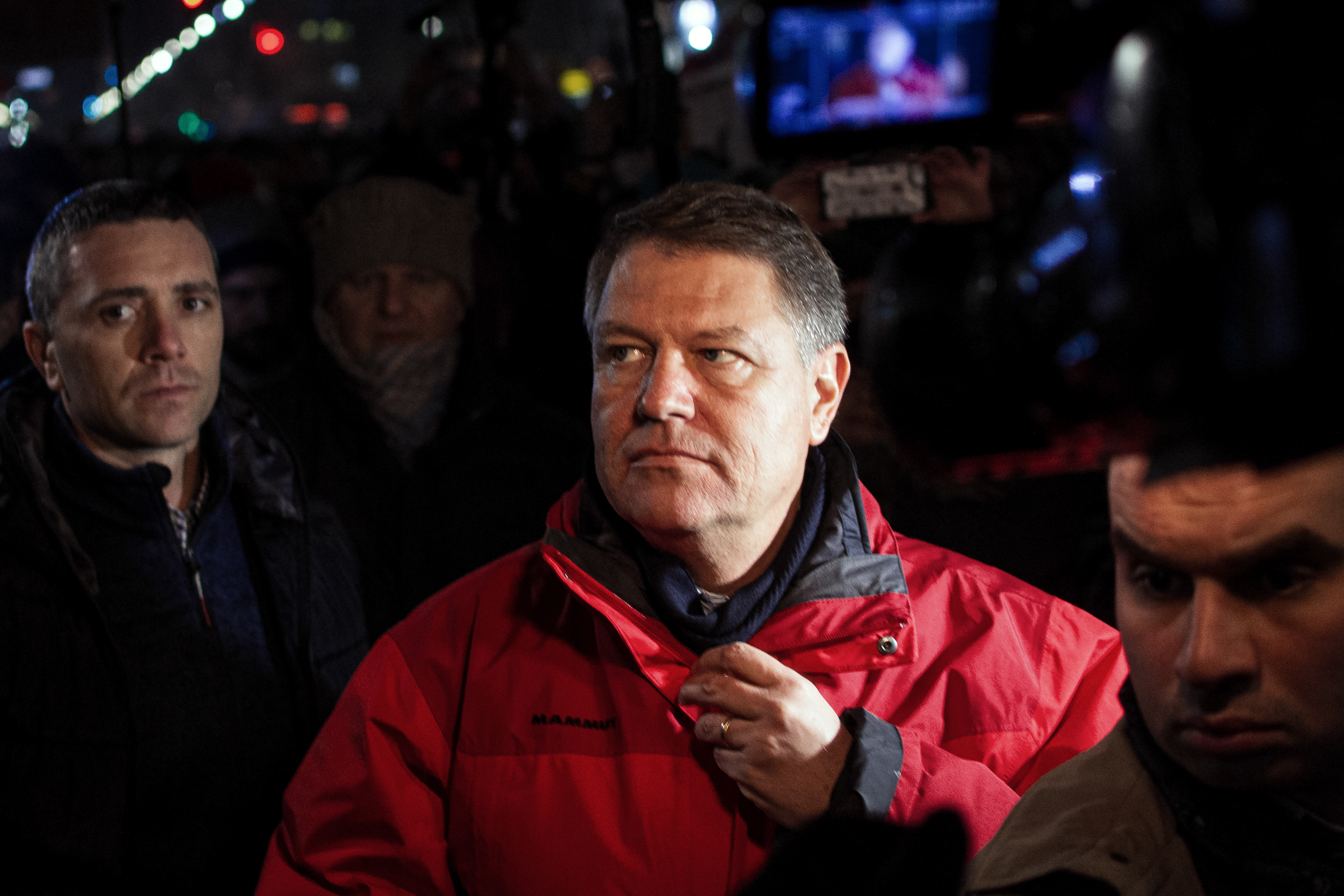 Preşedintele Klaus Iohannis, Klaus Iohannis, proteste, protest piata universitatii, protest bucuresti 2017