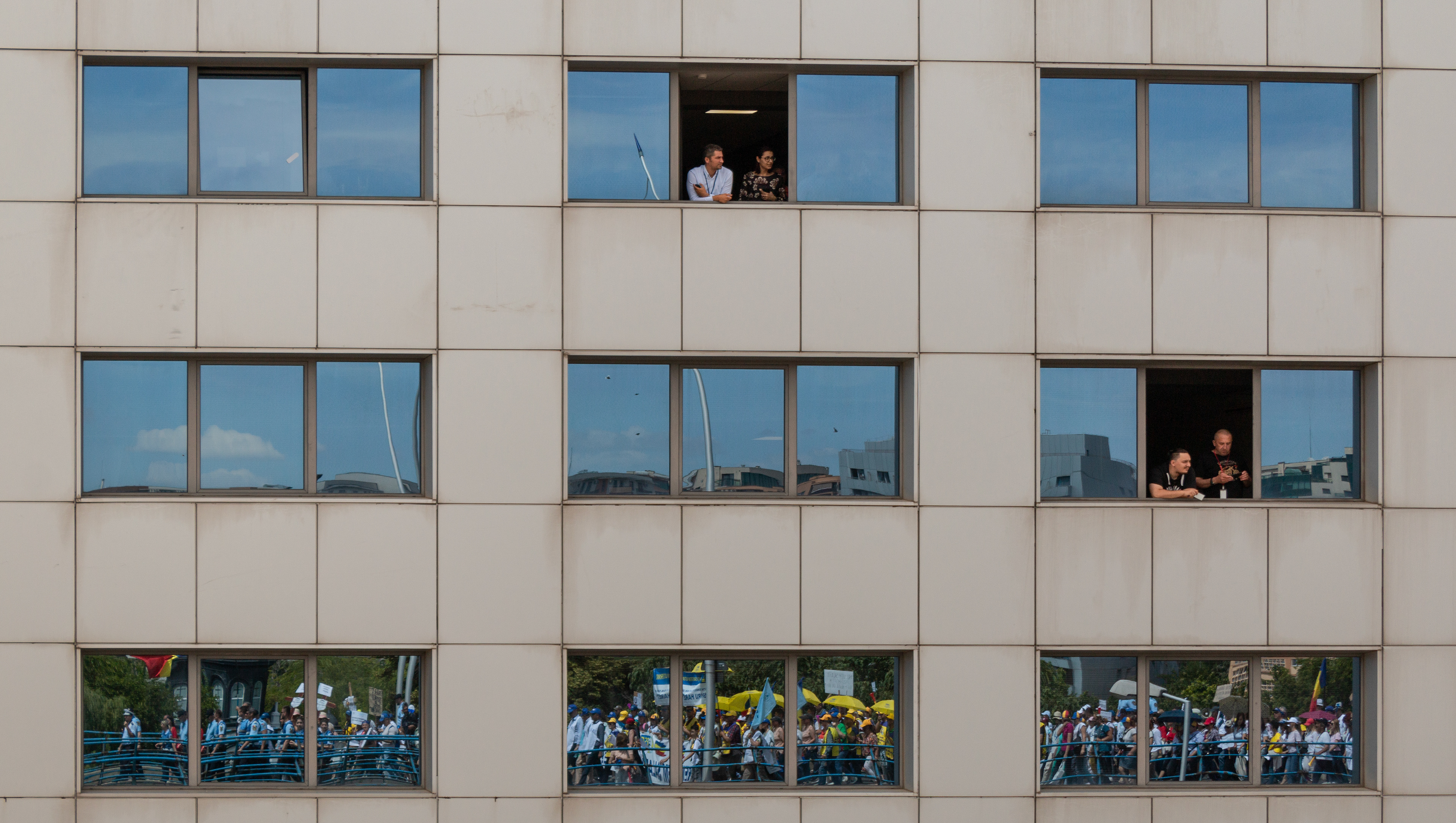 Pe 22 mai 2023 a fost declanșată o grevă generală în sistemul de învățământ din România, care a implicat 150.000 de profesori și încă 60.000–70.000 de cadre didactice și auxiliare