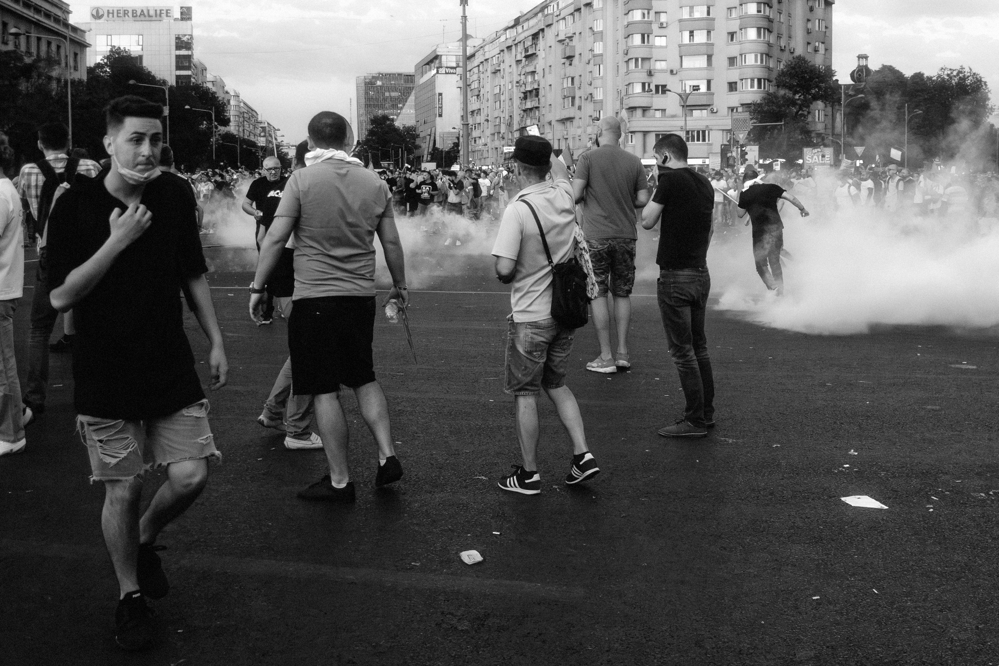 Protest, proteste 2018, bucuresti, romania, proteste bucuresti, zece august, protest 10 august 2018, protest la guvern, galerii de fotbal, ultrasi