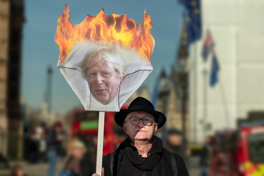 Liar liar, you pants are on fire.