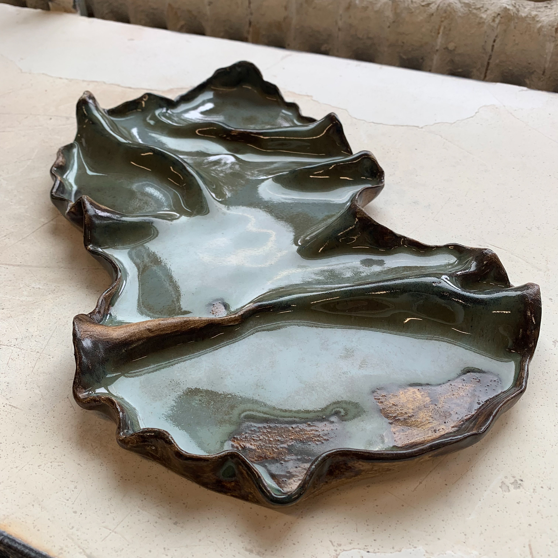 Ceramic Tray, 1.5’x1’x3"