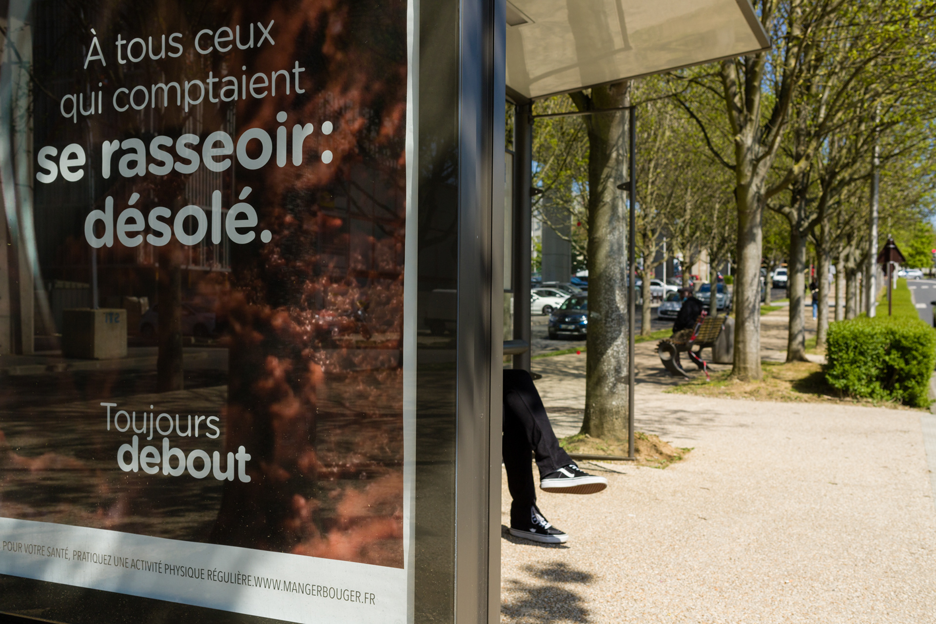 15 toujours debout