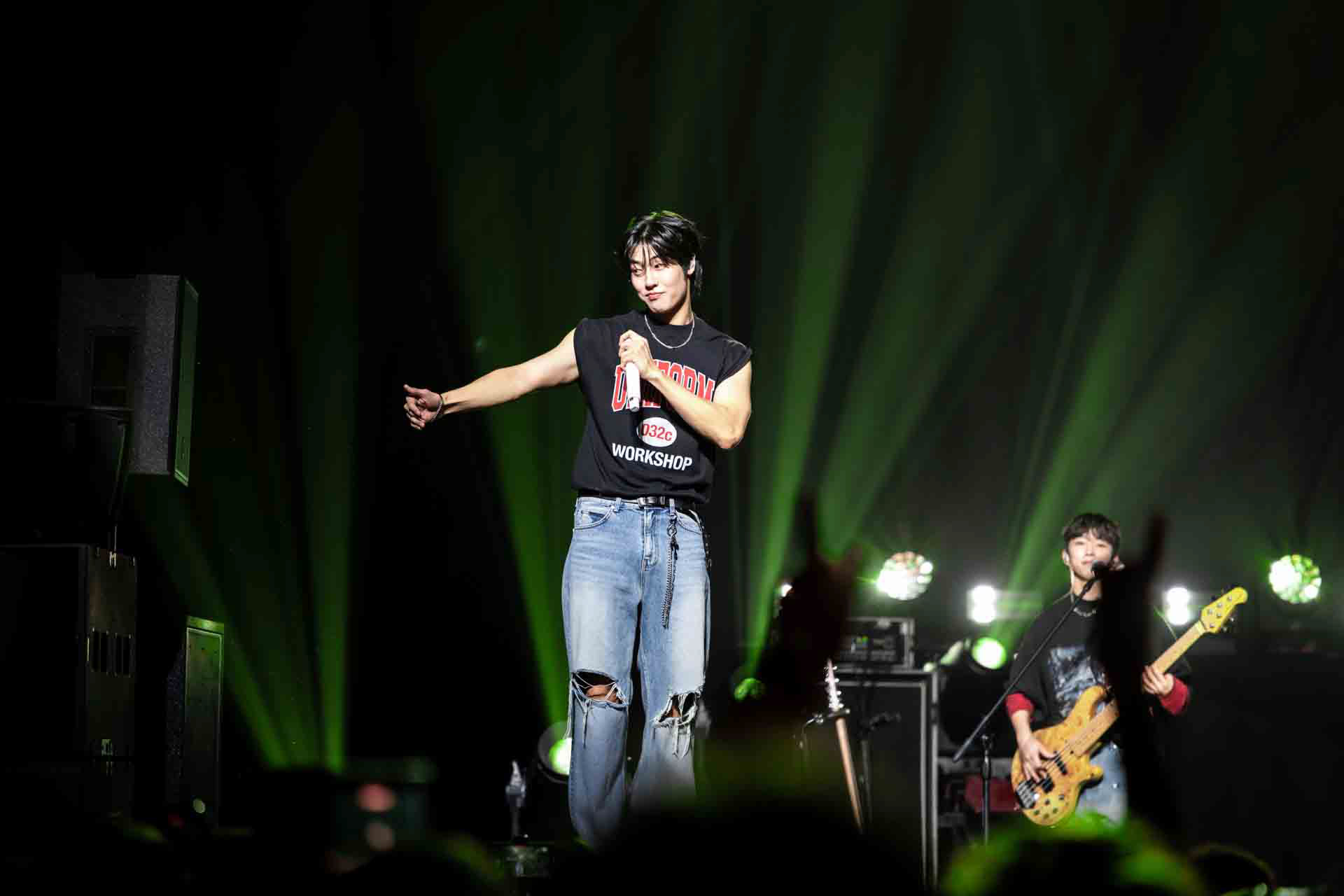 N.Flying_elinejosephinephotography