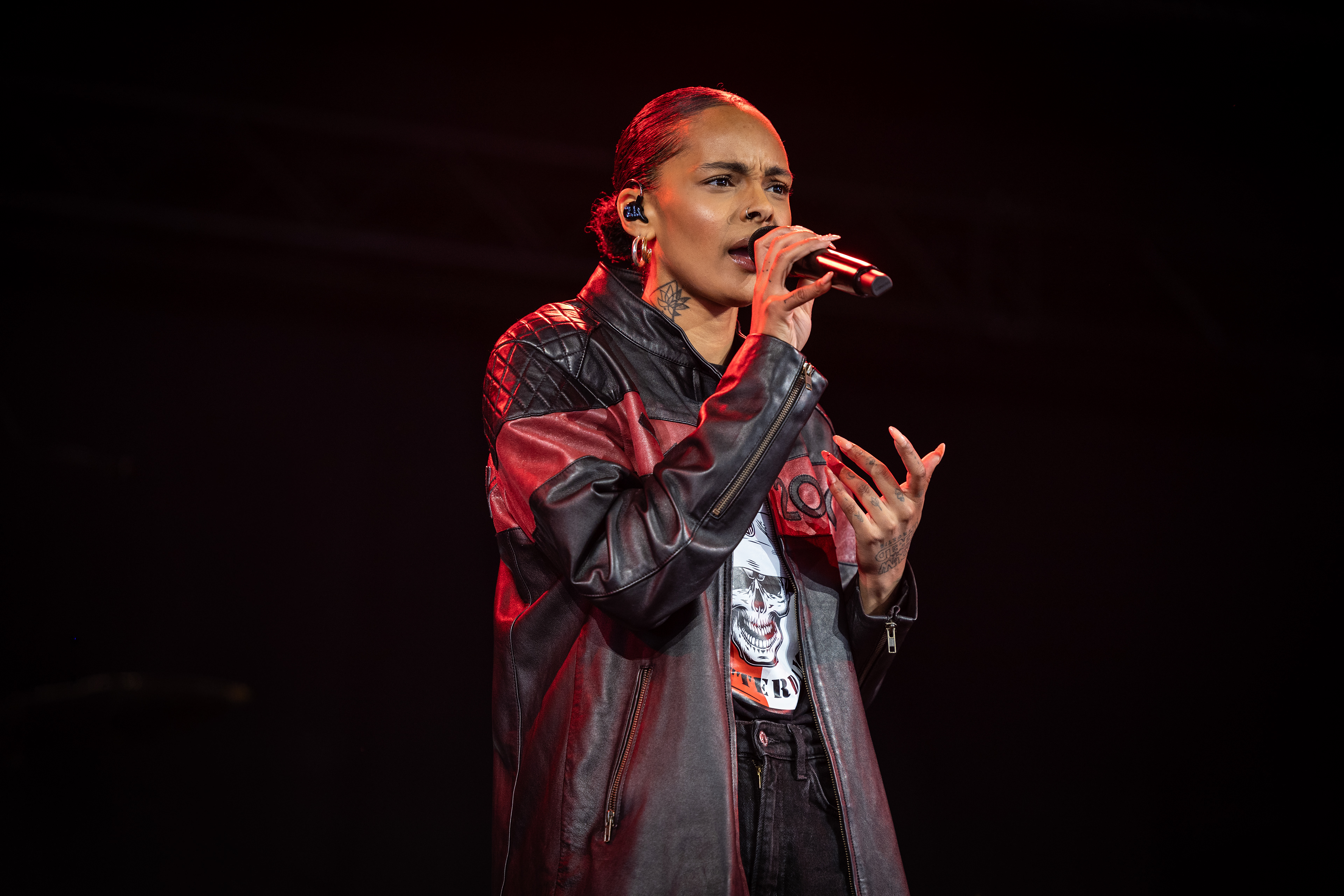 Zoe_Livay_elinejosephinephotography