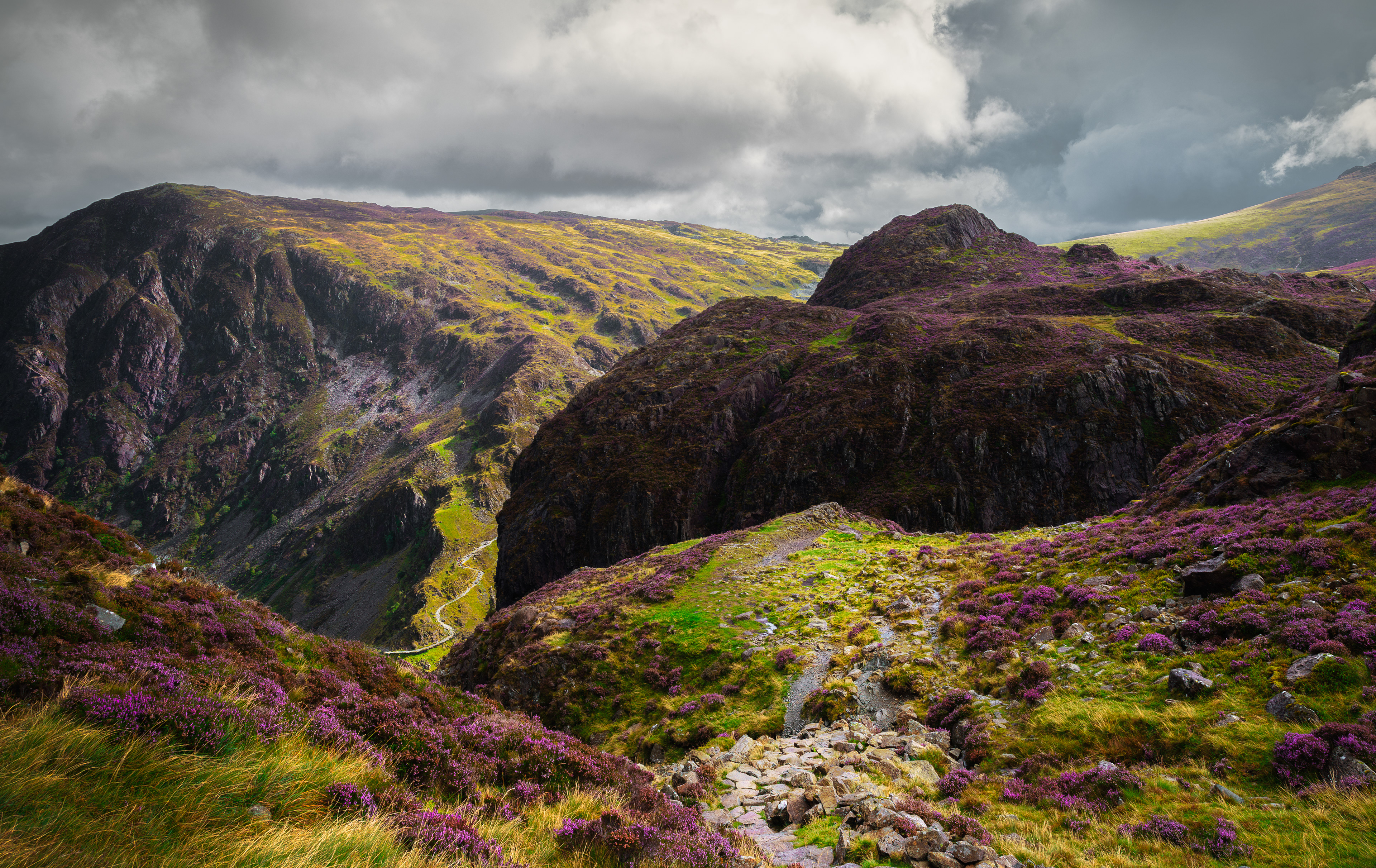 The trail to Haystacks